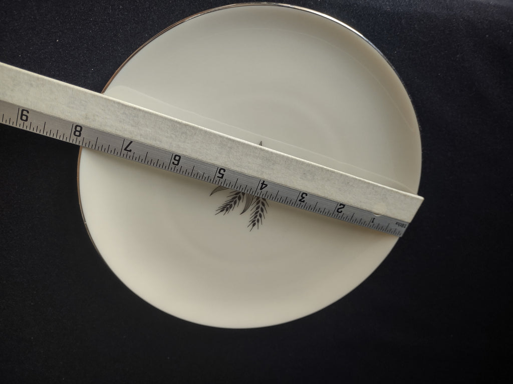 Vintage Lenox Symphony E-536 Dessert or Salad Plate 7-3/4" (lot 1851)