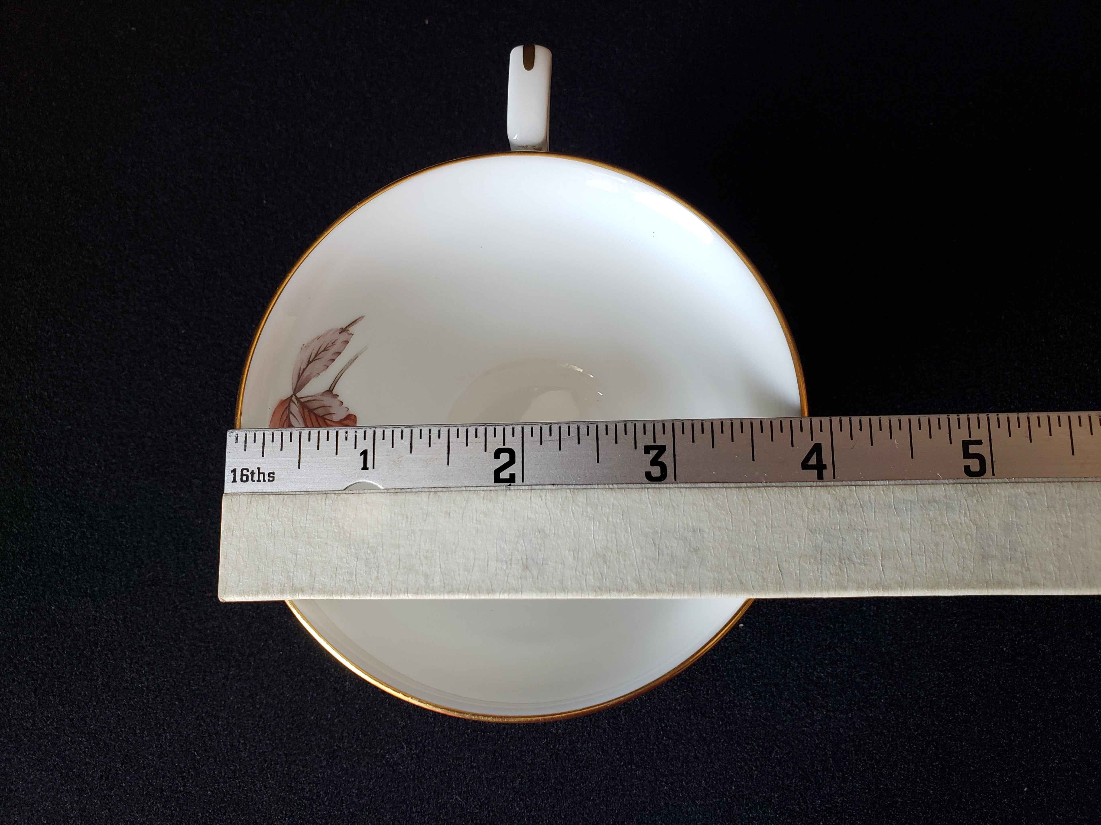 Vintage Royal Worcester Fraises Des Bois Tea Cup with Saucer (lot 2133)