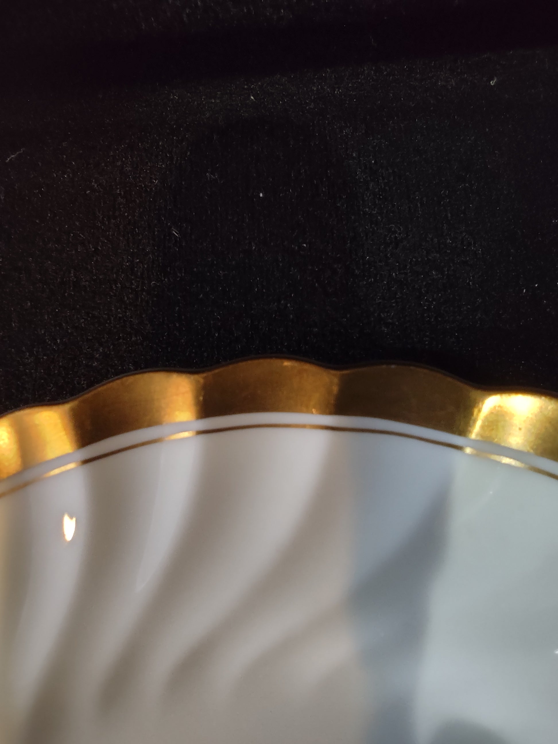 Vintage Minton Gold Rose Bread Butter Plate Bone China Gold Trim x 4 (Lot 5429)