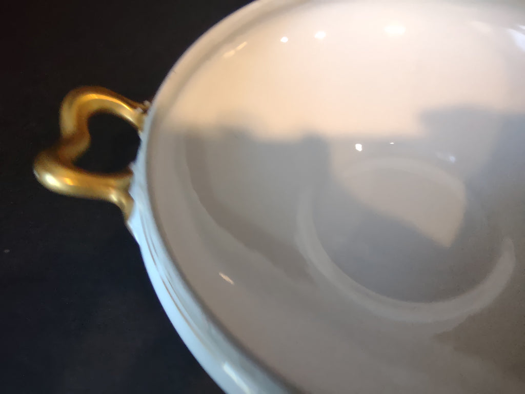 Wm. Guerin Limoges Round Serving Tureen NO LID White Gold Trim (lot 1079)