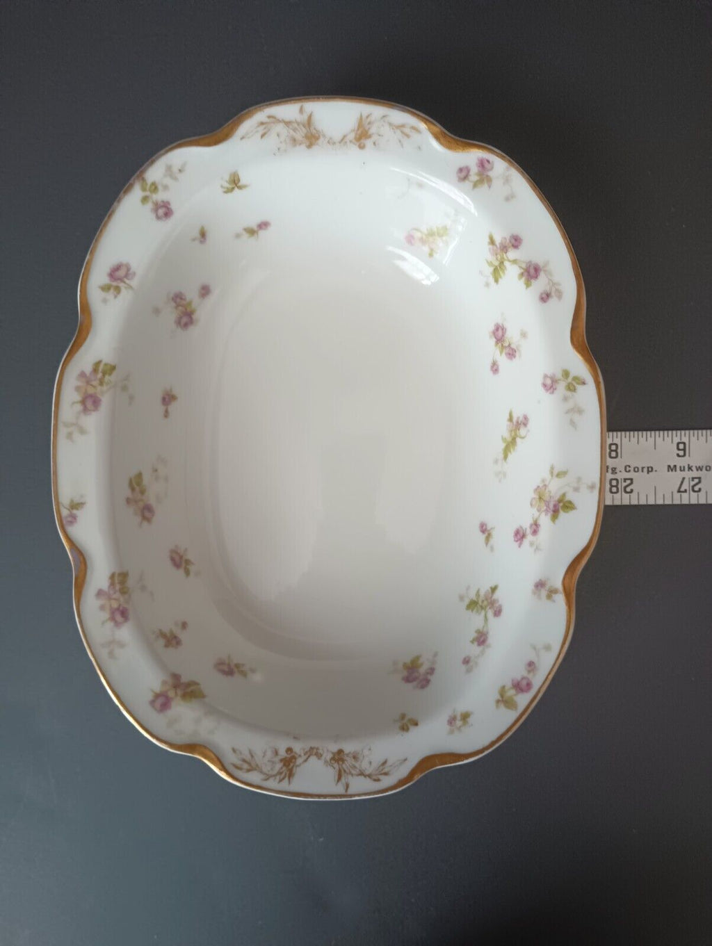 Haviland Limoges Set Two Serving Platters & Vegetable Bowl Gold Trim (lot 371)