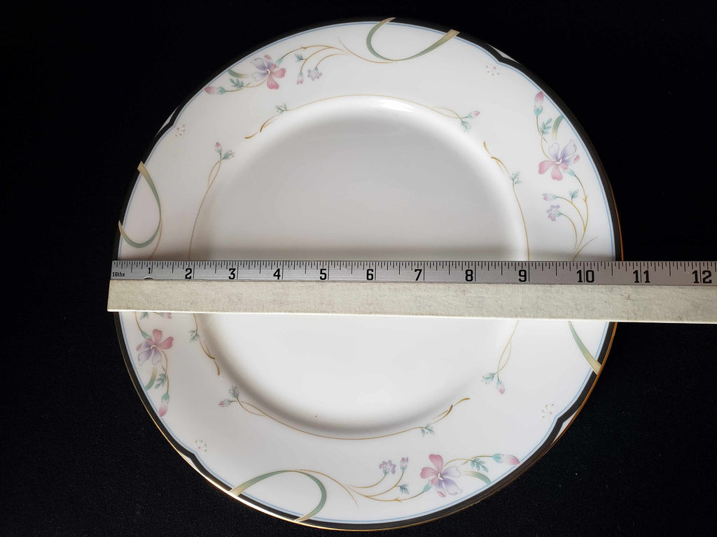 Vintage Lenox Debut Constance Fine Bone Dinner Plate 10-7/8" (lot 1915)