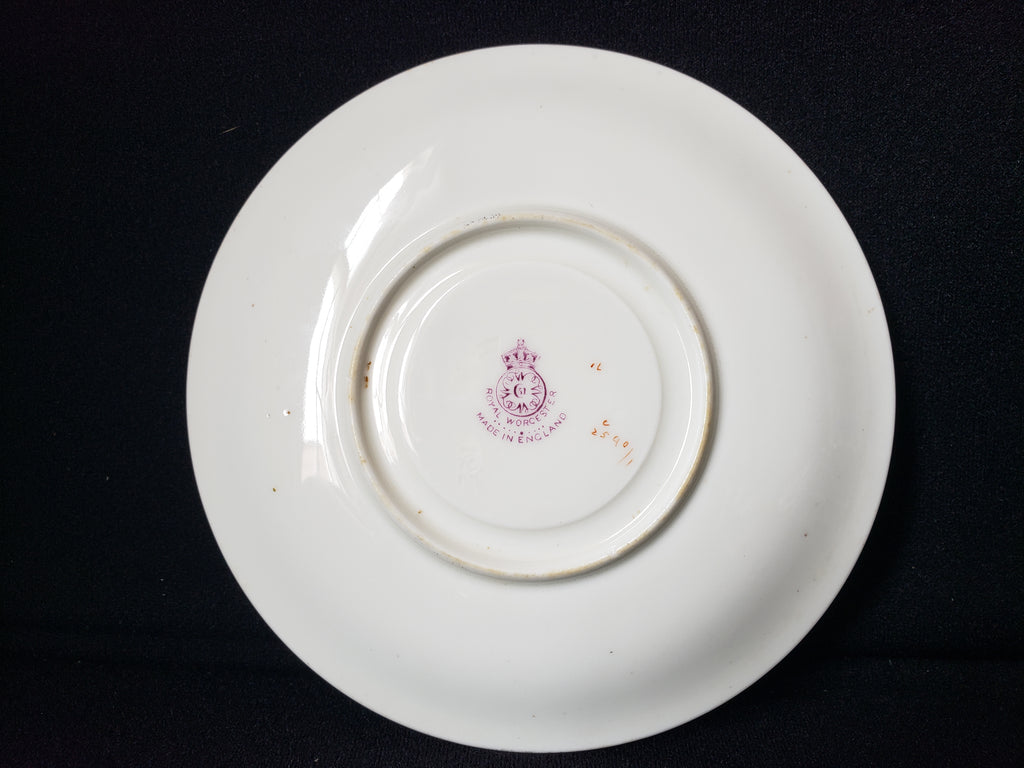 Vintage Royal Worcester Doncaster Saucer ONLY (lot 2078)
