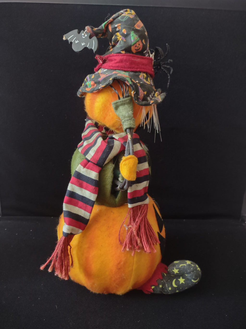 Vintage Touch Activated Fiber Optic Sound Pumpkin Scarecrow Lifts Head (Lot 3509