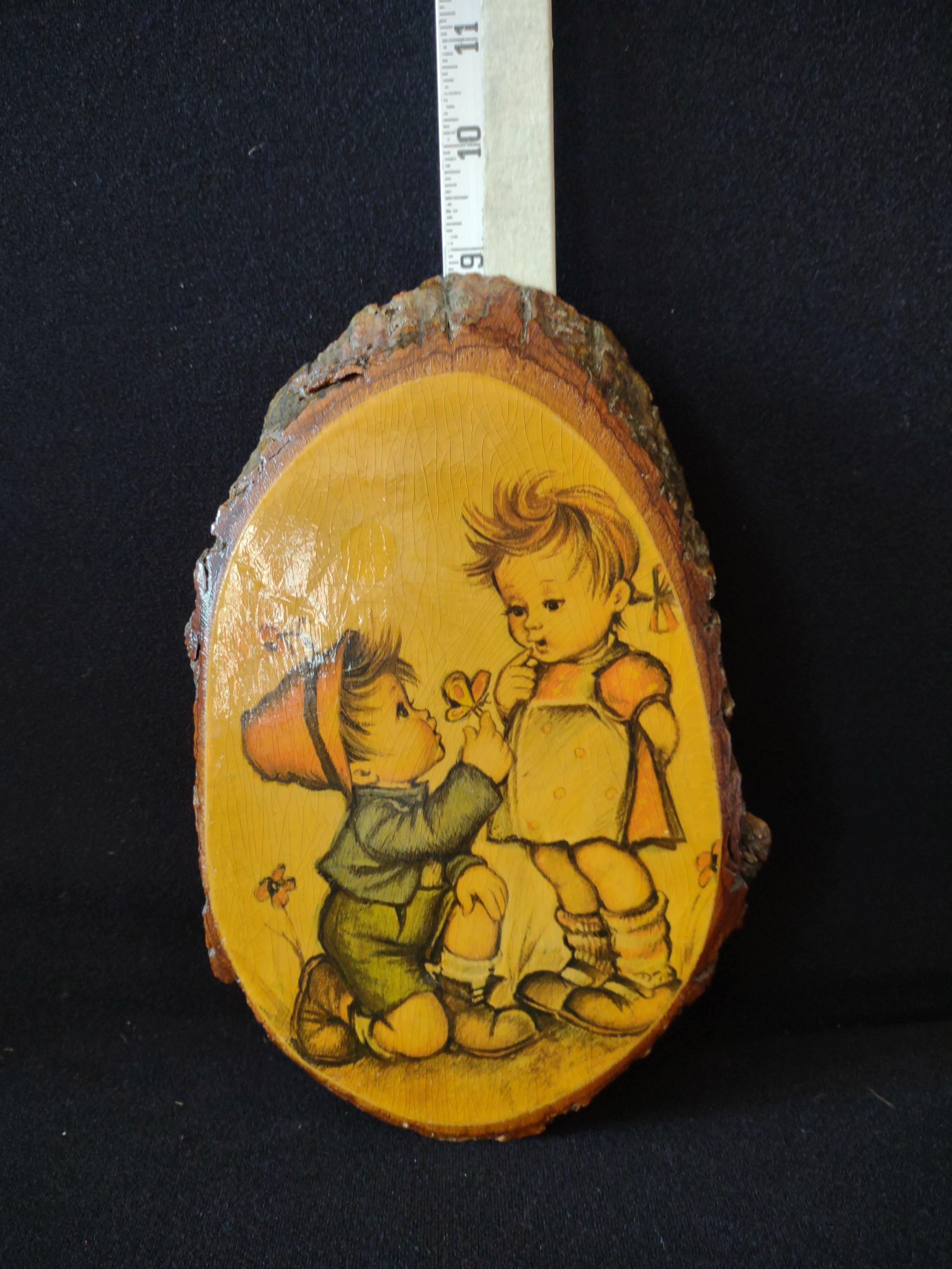 Vintage Hummel Style Natural Bark Edge Wooden Wall Plaque Evans Boy Girl(Lot4811
