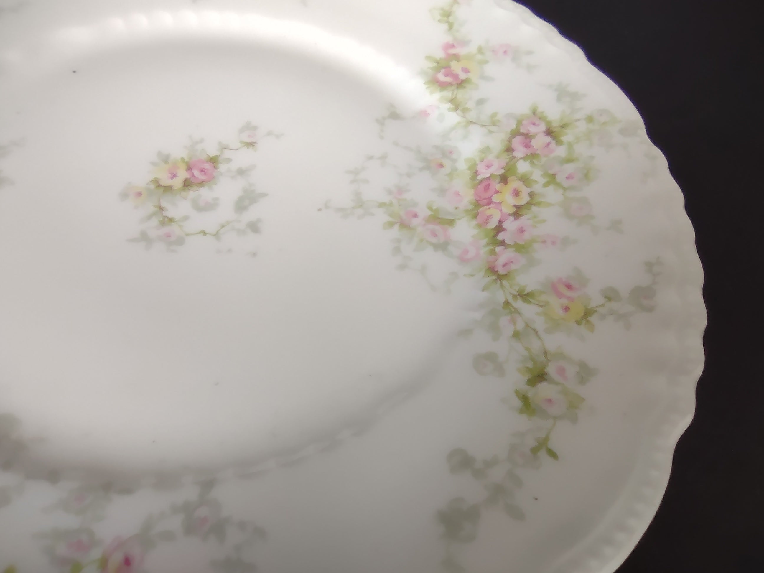 Haviland Limoges Set of Dinner Luncheon Plate Pink Purple Yellow Rose (lot 843)