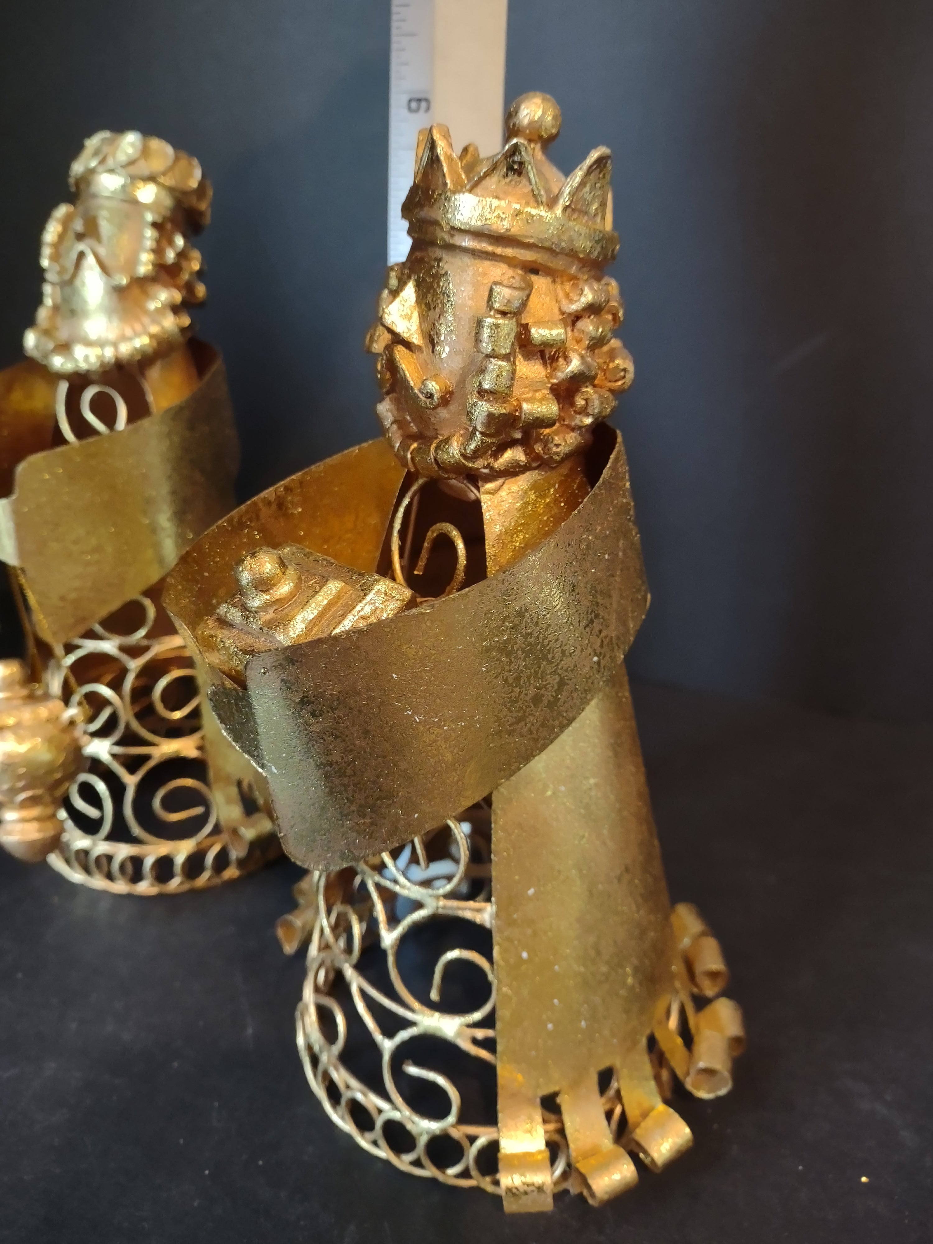 Christmas Set 3 Wiseman Gold Color 8" (lot 1458)