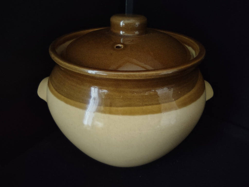 Granville VIntage Bean Pot Pottery with Lid made in England (lot 2774c)