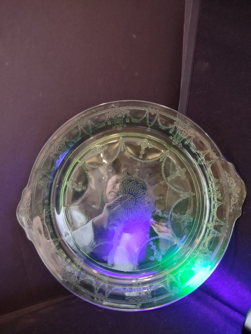Vintage Green Vaseline Glass Ballerina Cameo Platter 10-1/2" (lot 2751)