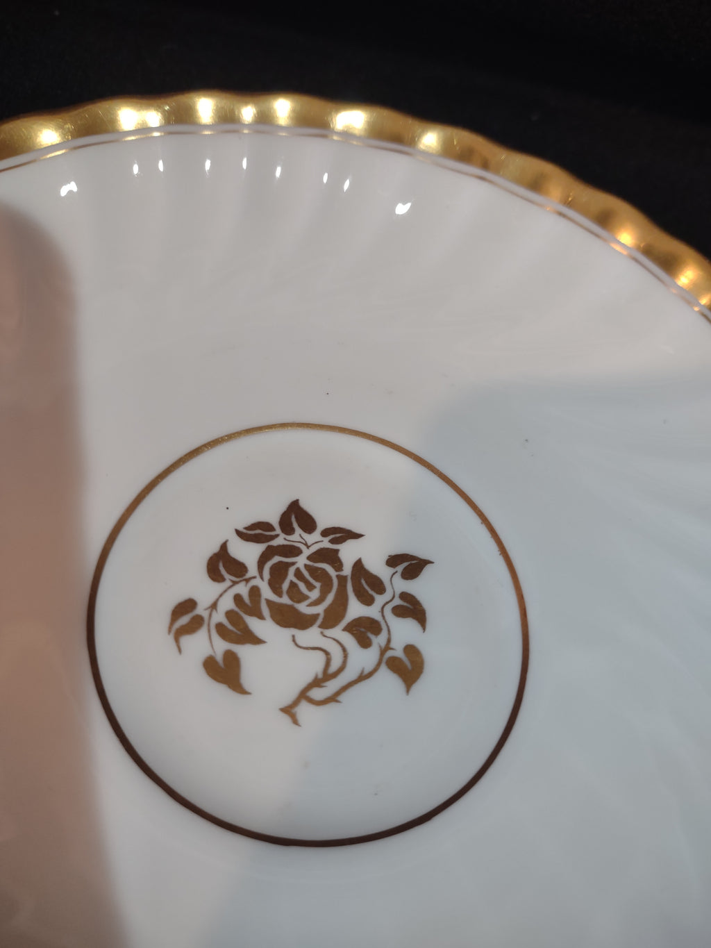 Vintage Minton Gold Rose Saucer Bone China Fluted Edge Gold Trim (Lot 5431)