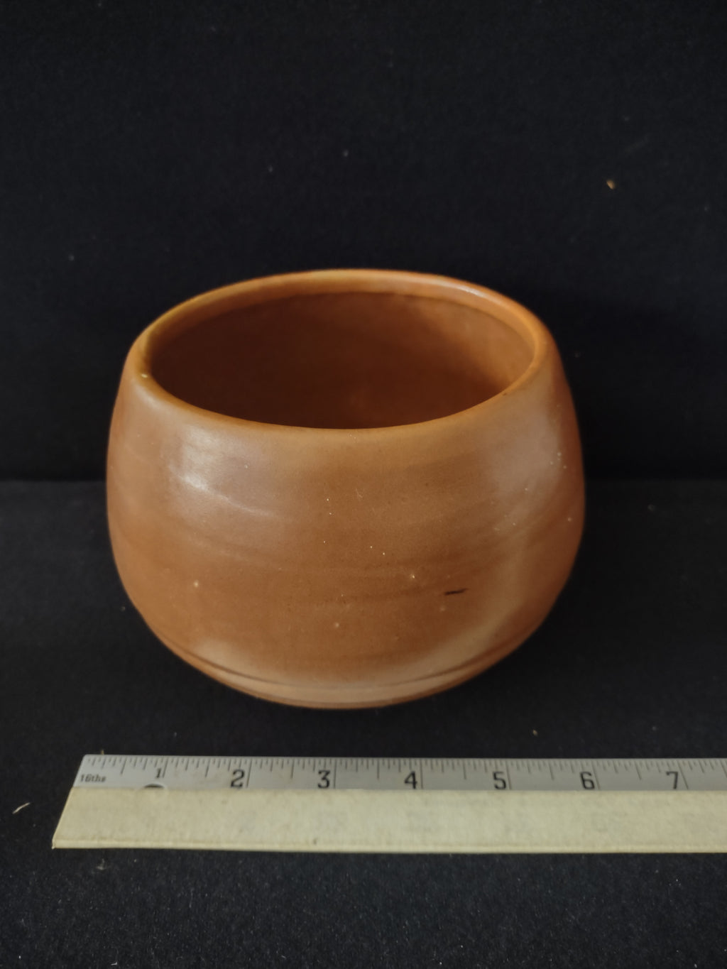 Vintage Round Pottery Brown Four Footed Planter (Lot 3547)