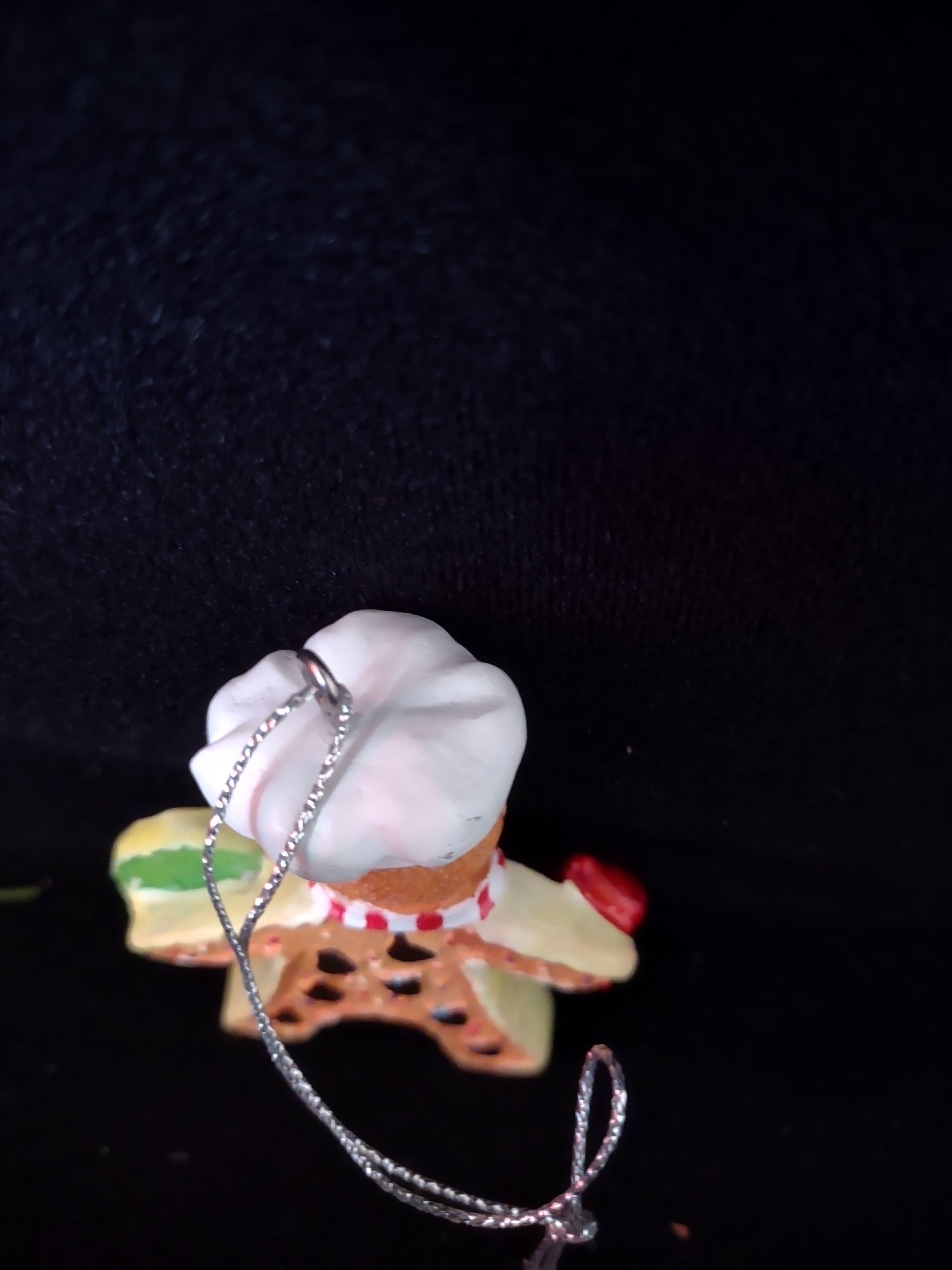 Vintage Hersheys Christmas Cookie Ornament Wreath Chocolate Kiss (Lot 4801)