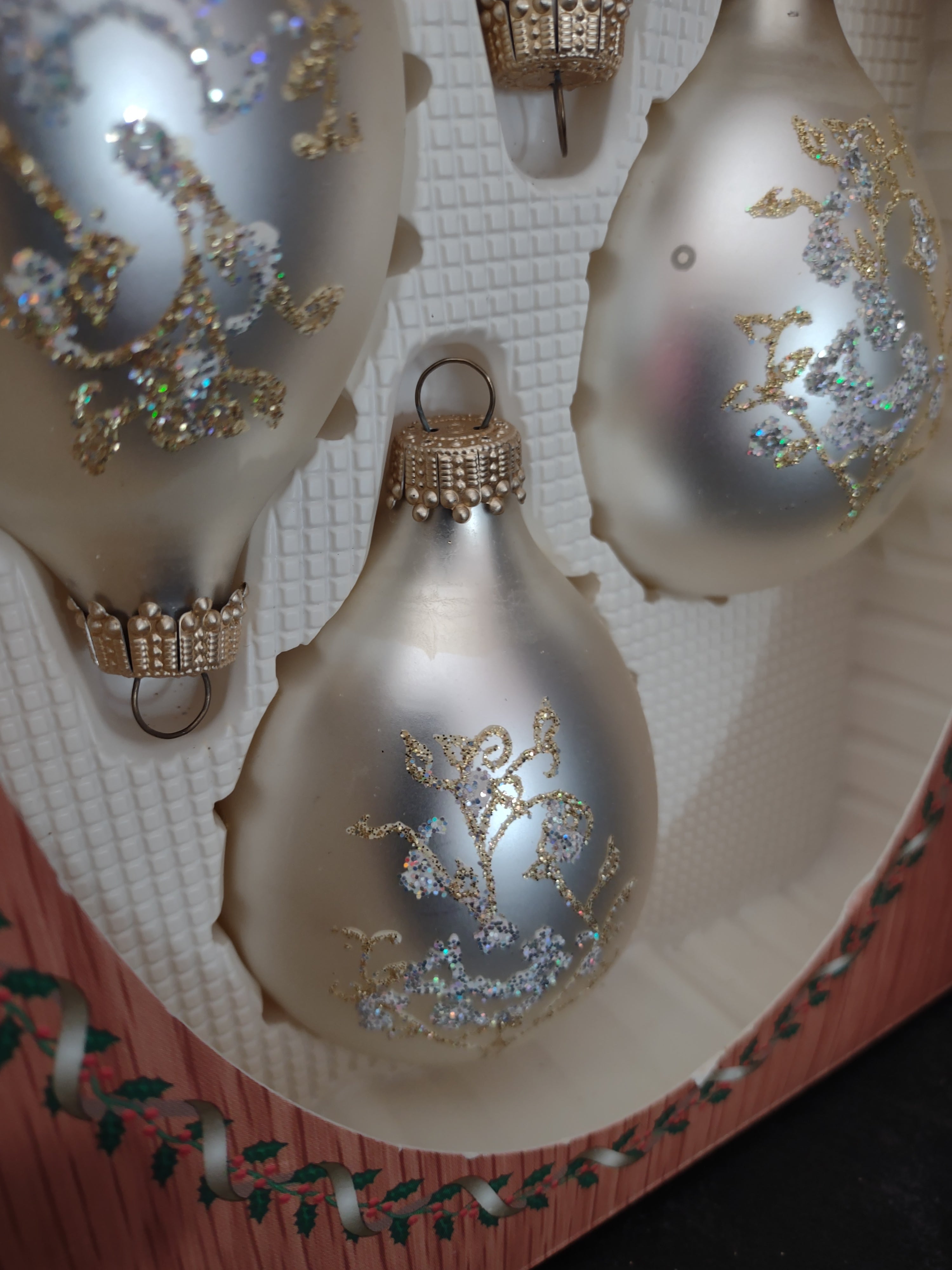 Vintage Christmas Krebs Glass Ornaments x 4 Golden Glitter IMPERFECT (lot 3312)