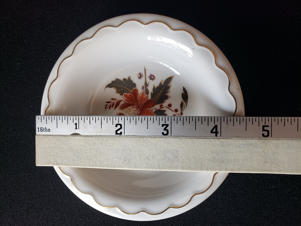 Vintage Royal Worcester Lynbrook" 4-1/2" Small Plate (lot 2054)