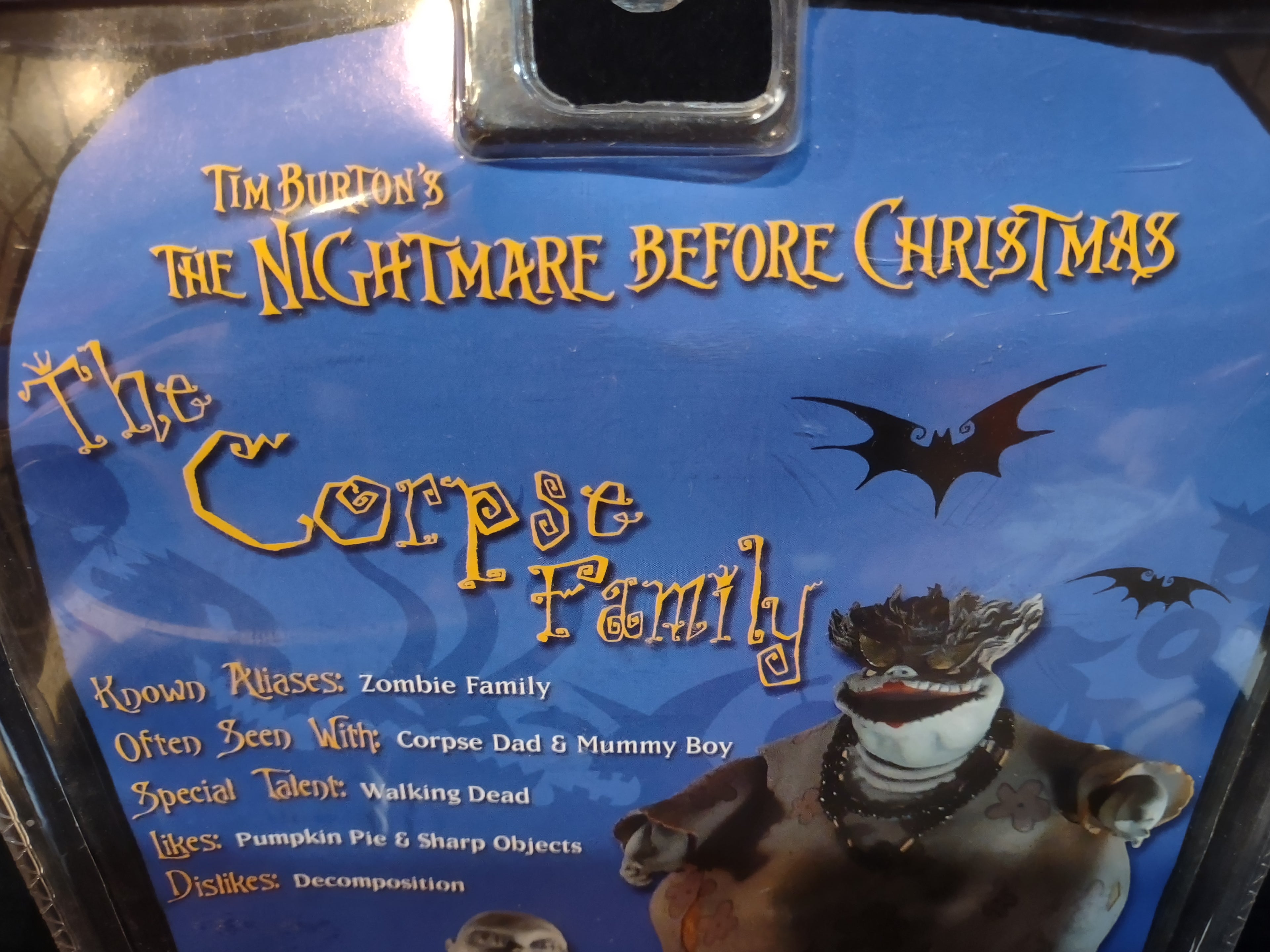 The Nightmare Before Christmas Corpse Family Leash Present Series 6 (lot 4583)