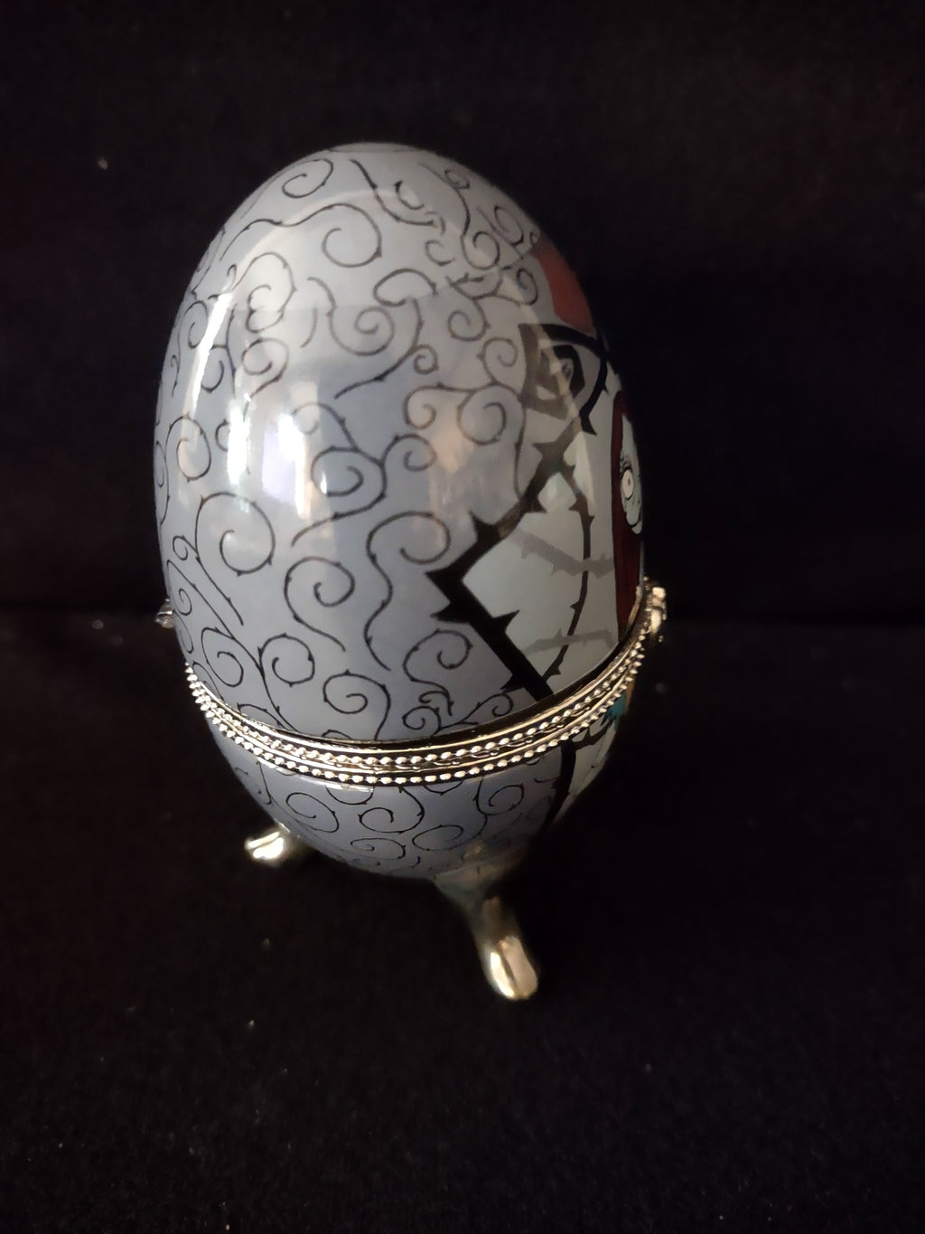 Nightmare Before Christmas Sally Ceramic Egg Opens (Lot 3981)