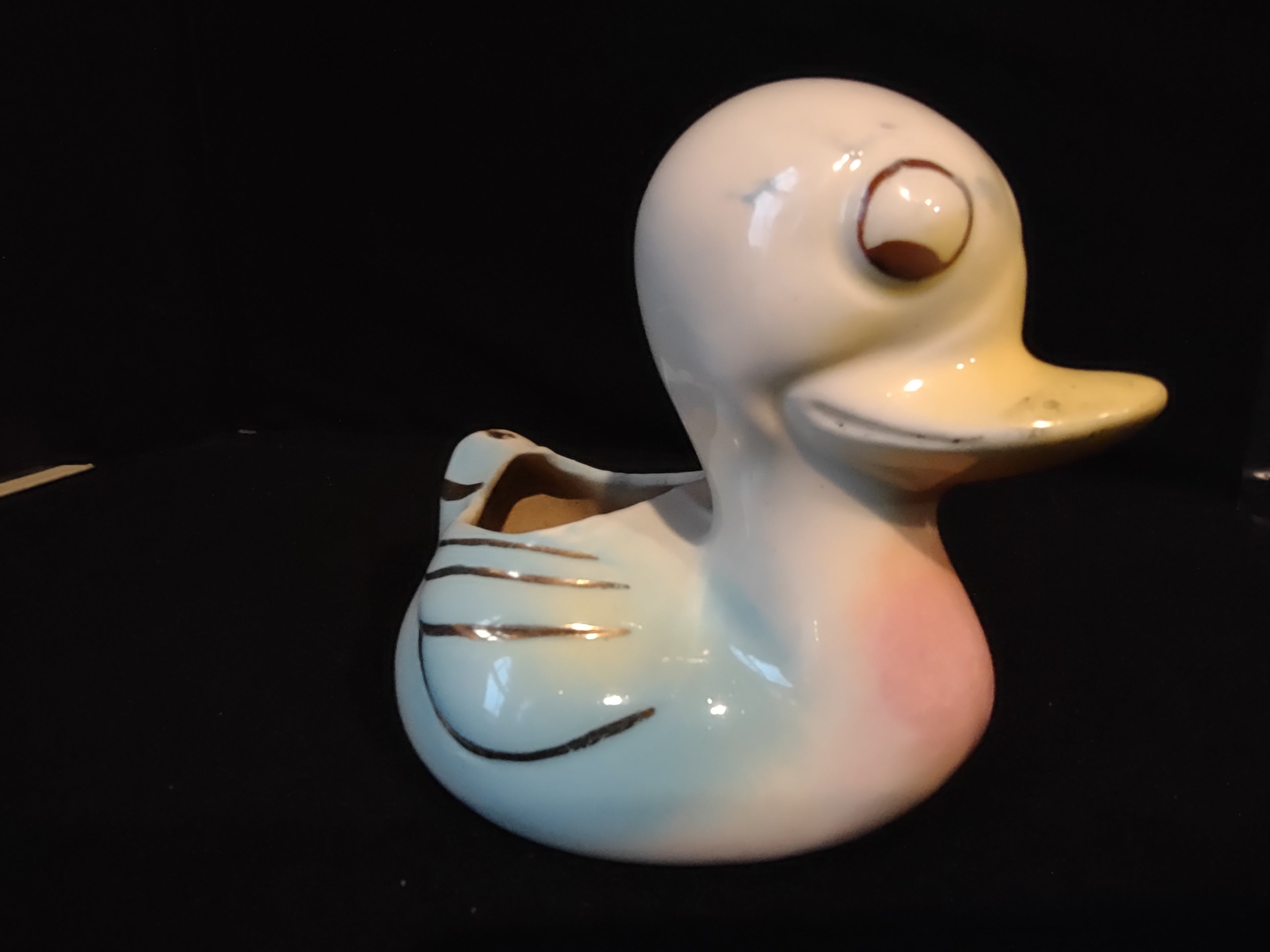 Neiman Ware 22 Carat Gold Accents Small Duck Planter 5" (lot 2784c)