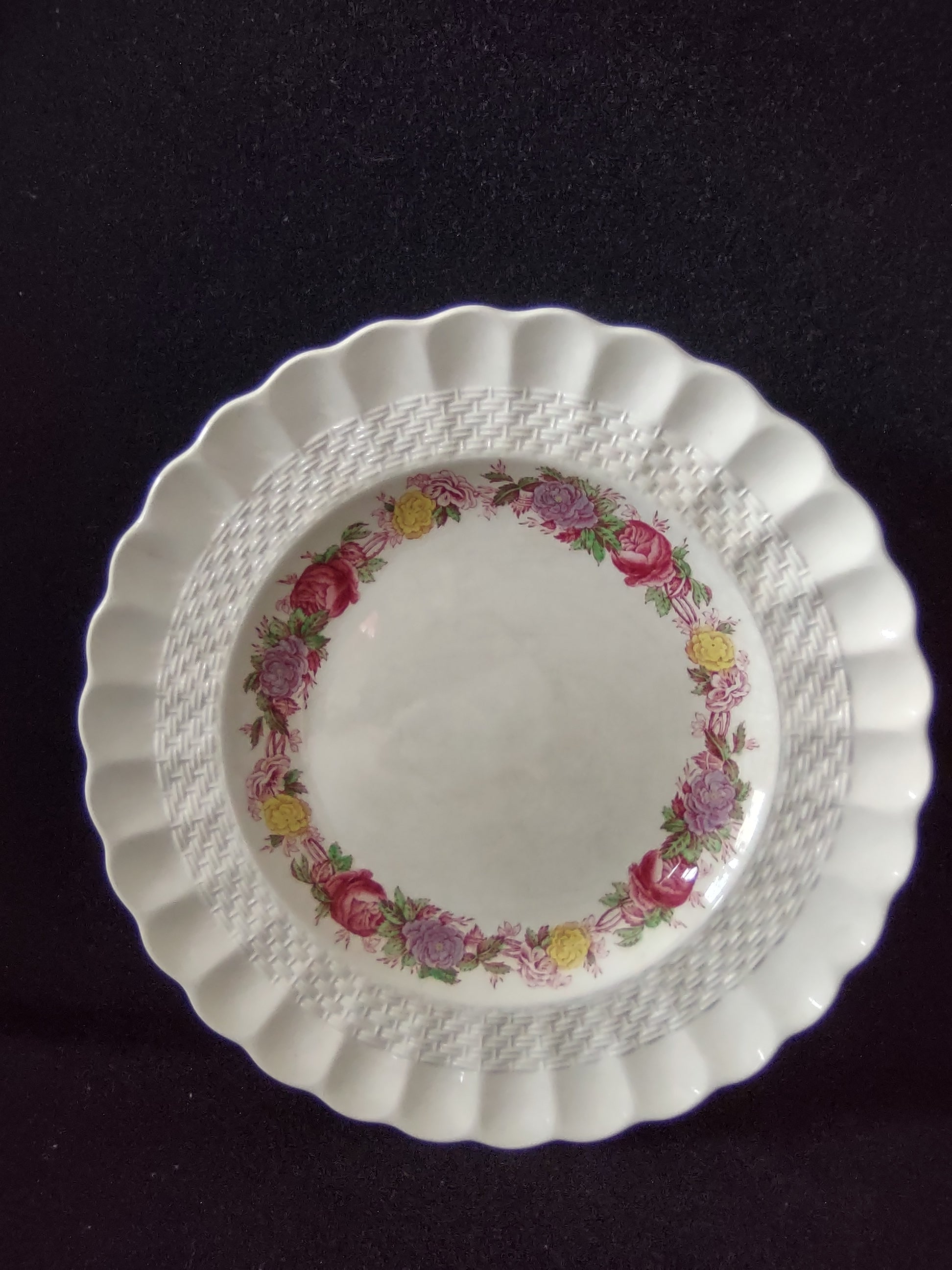 Vintage Copeland Spode Rose Briar Plate Basketweave Floral Cottagecore [5859]