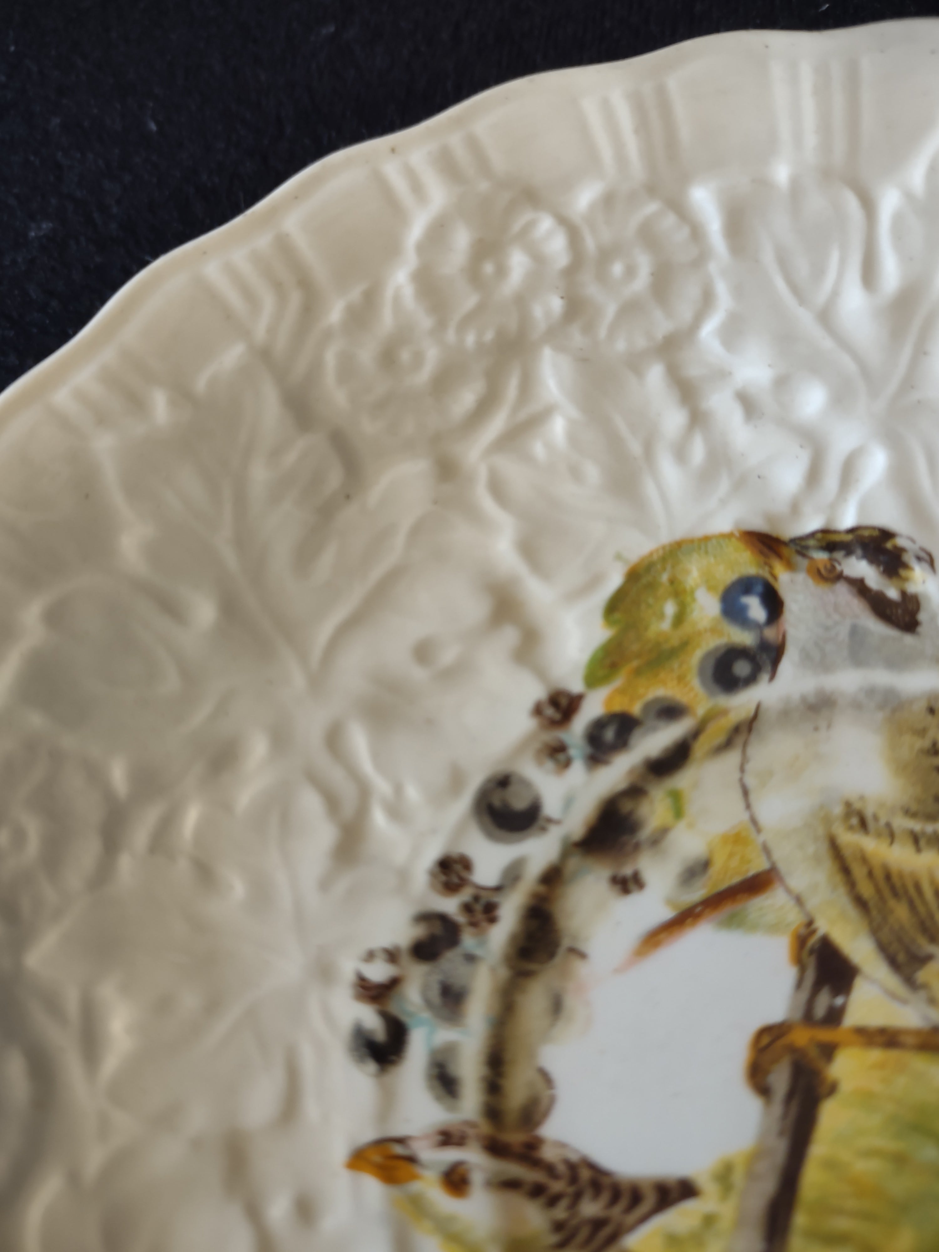 Vintage Embossed Floral Sparrow Cup Saucer Meakin England Cottagecore [5872]