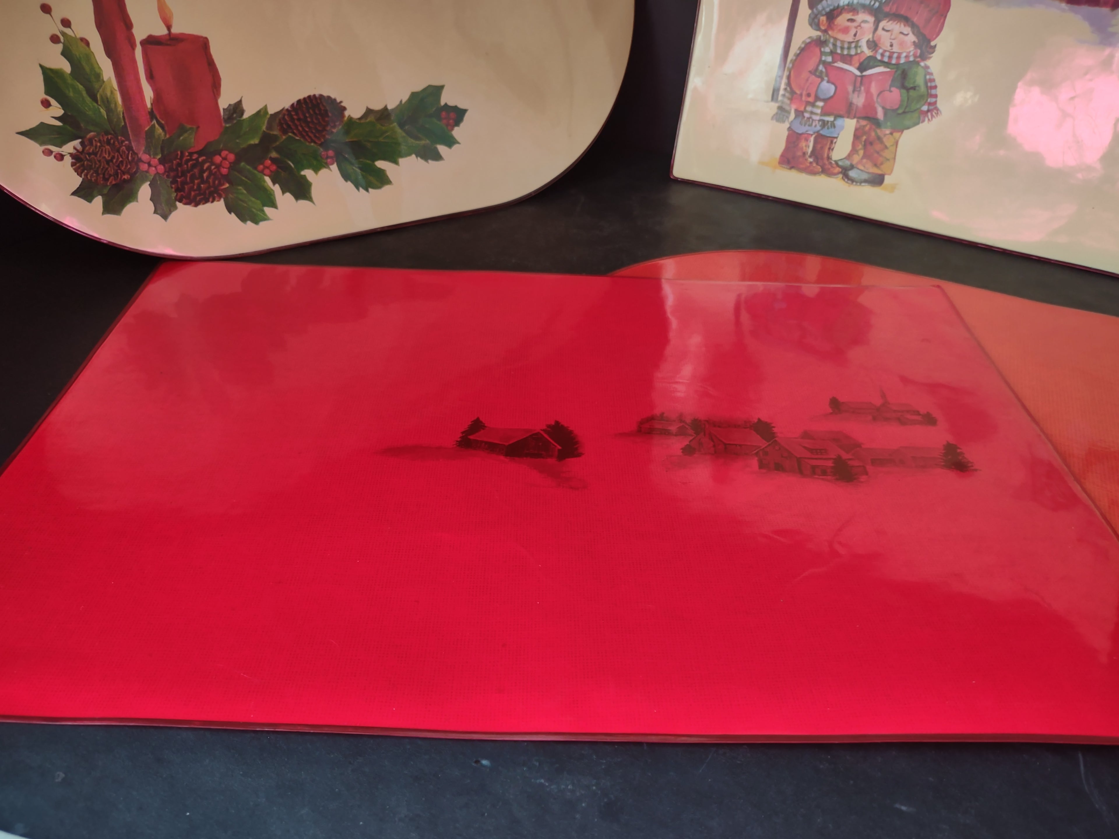 Vintage Christmas Placemats Plastic Double Sided Carolers Holly Nostalgic [1643]