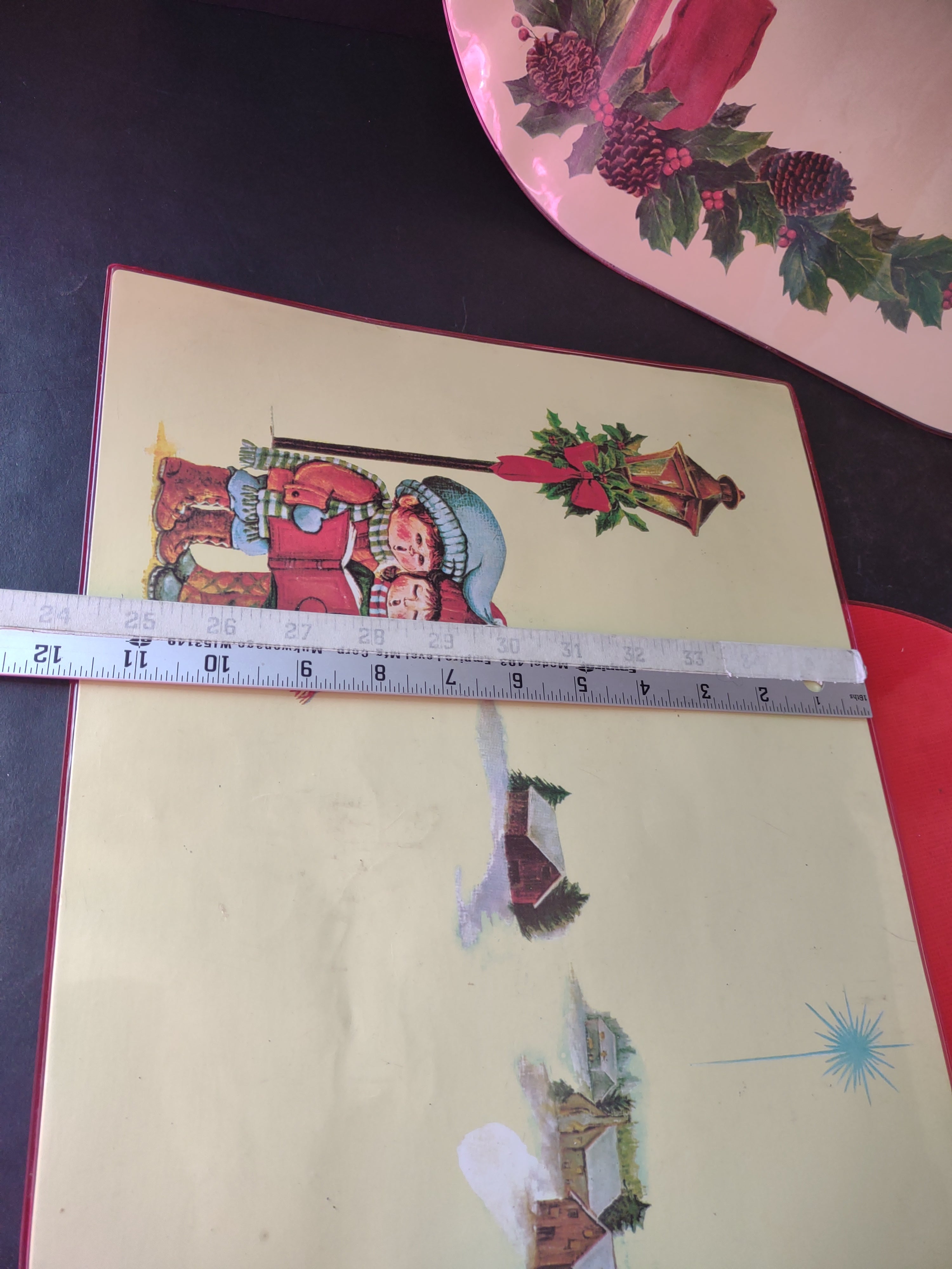 Vintage Christmas Placemats Plastic Double Sided Carolers Holly Nostalgic [1643]