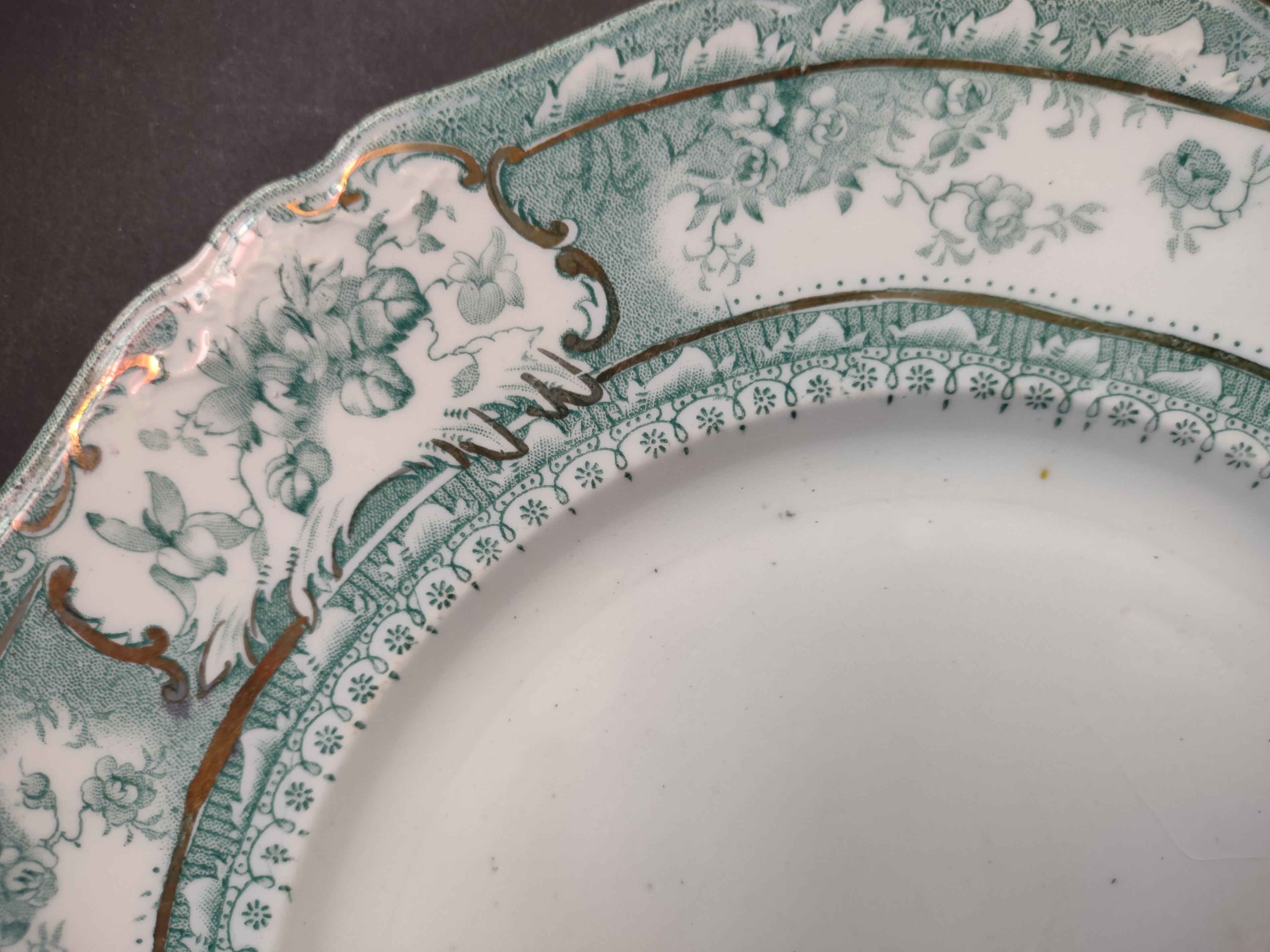 Vintage Green Transferware Floral Plates Pair Gold Gilt England IMPERFECT [5900]