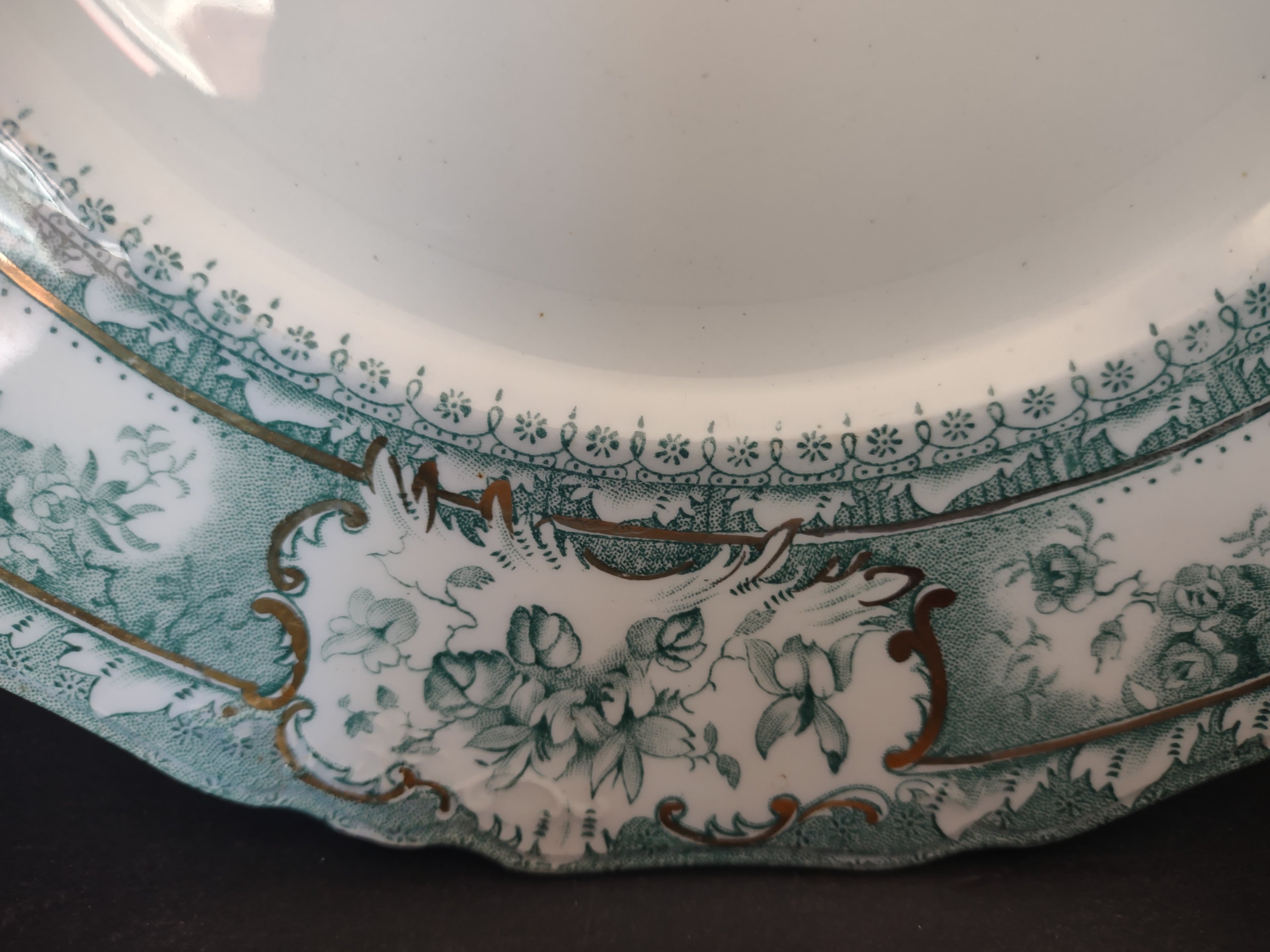 Vintage Green Transferware Floral Plates Pair Gold Gilt England IMPERFECT [5900]