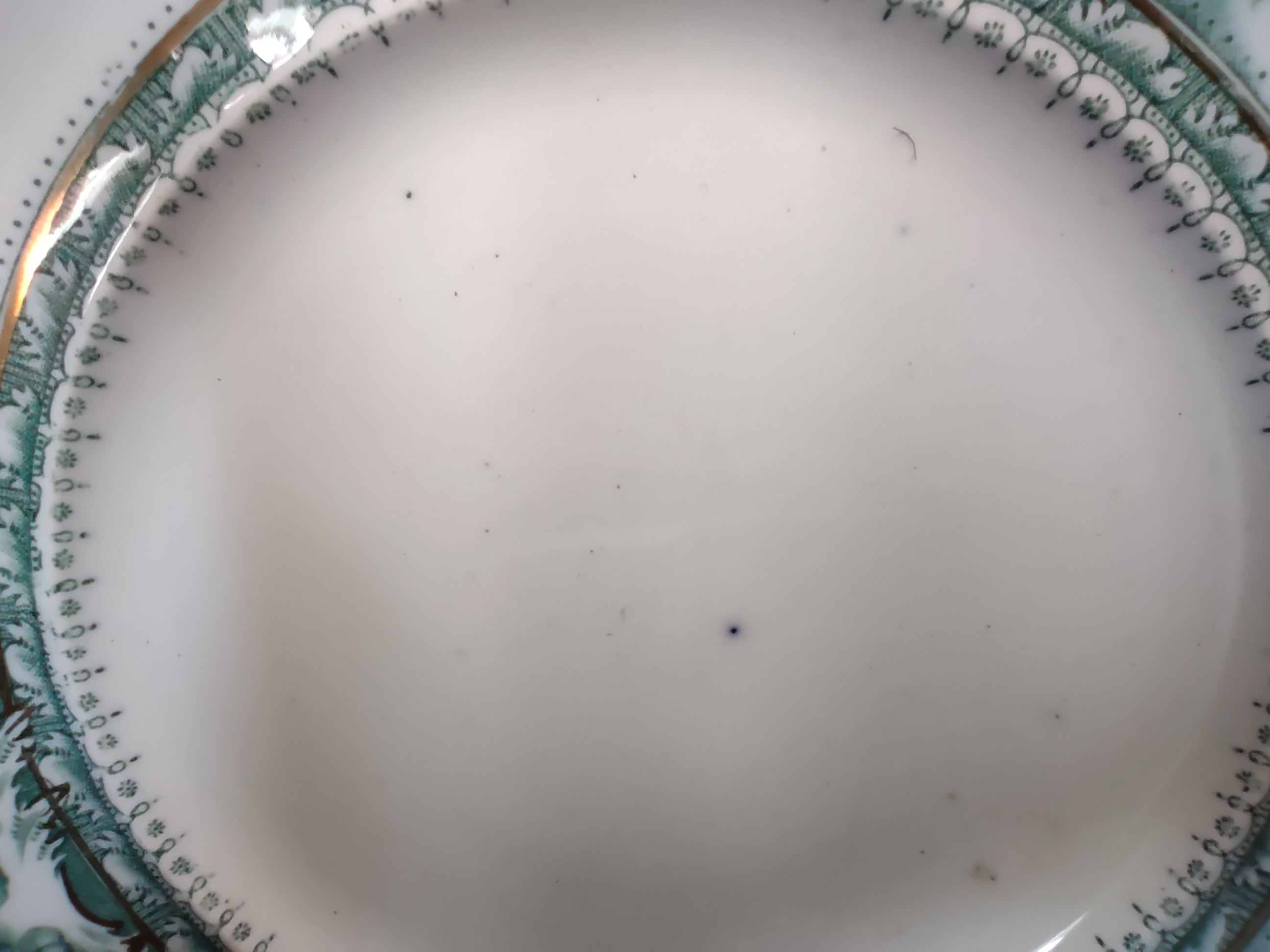 Vintage Green Transferware Dinner Plate Floral Scrollwork Gold Gilt [5901]
