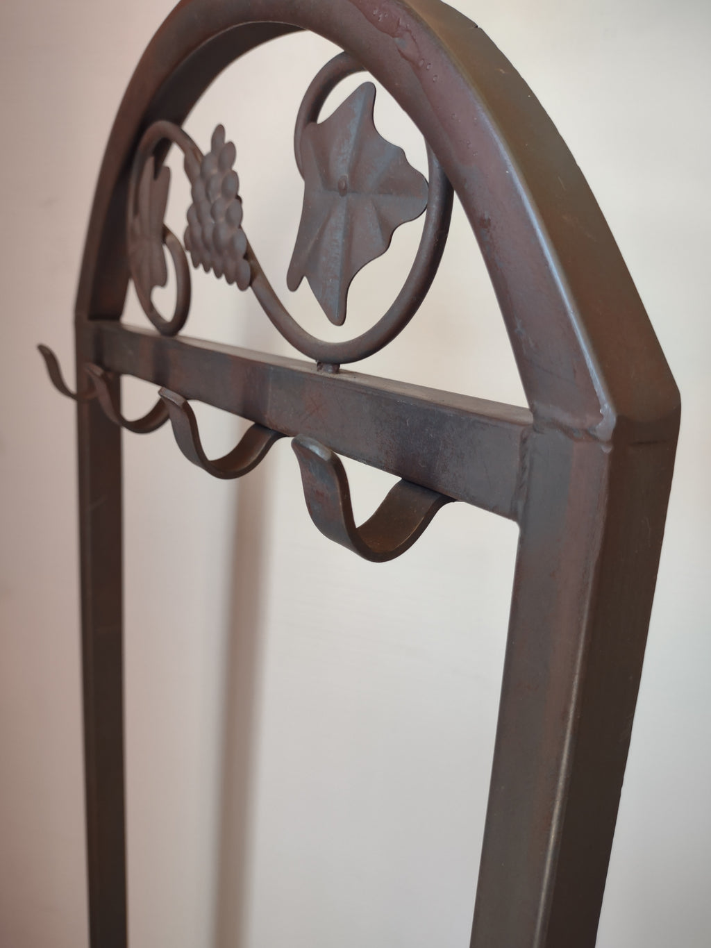 Vintage Wrought Iron Fireplace Tool Rack Stand Grape Ivy Motif [6252]