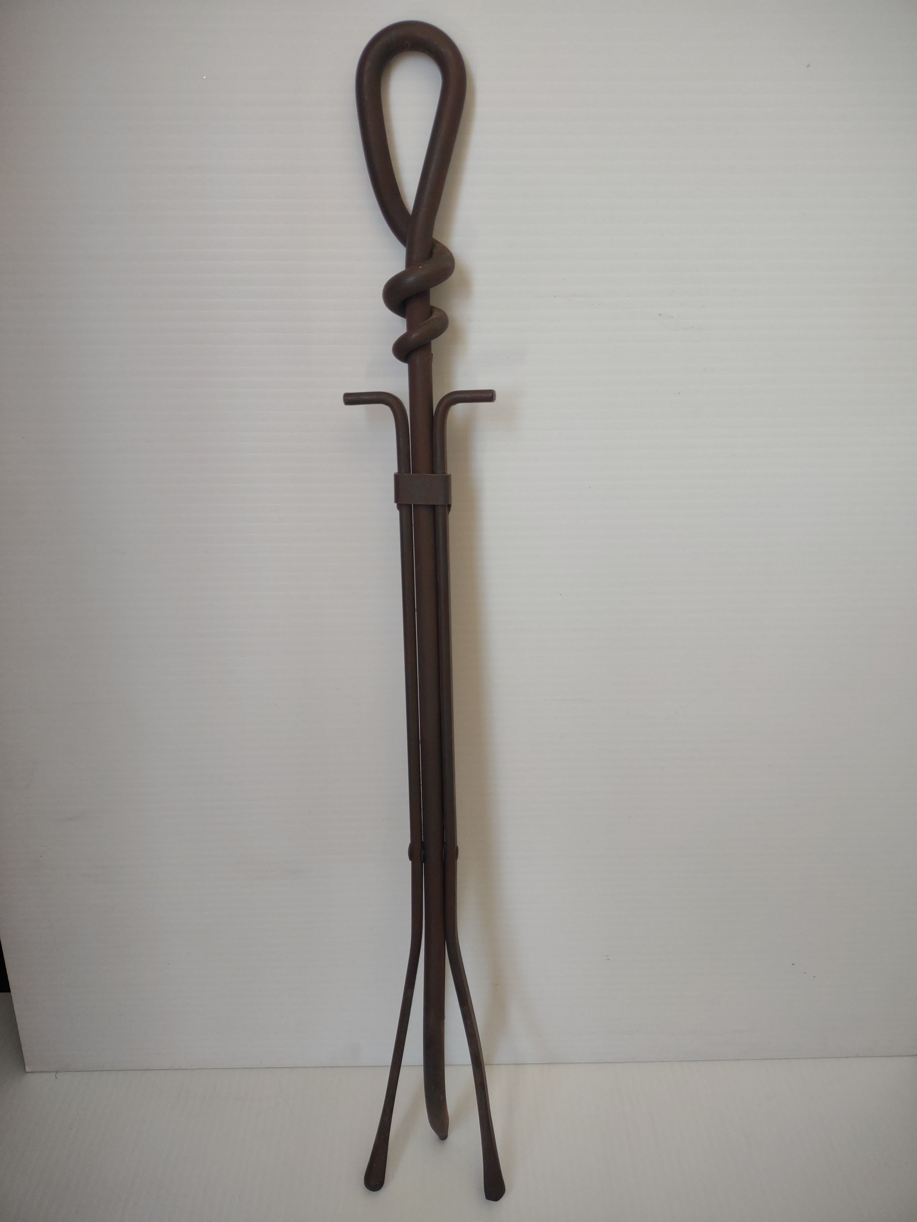 Vintage Wrought Iron Fireplace Tongs Loop Knot Handle Splayed Feet [6254]