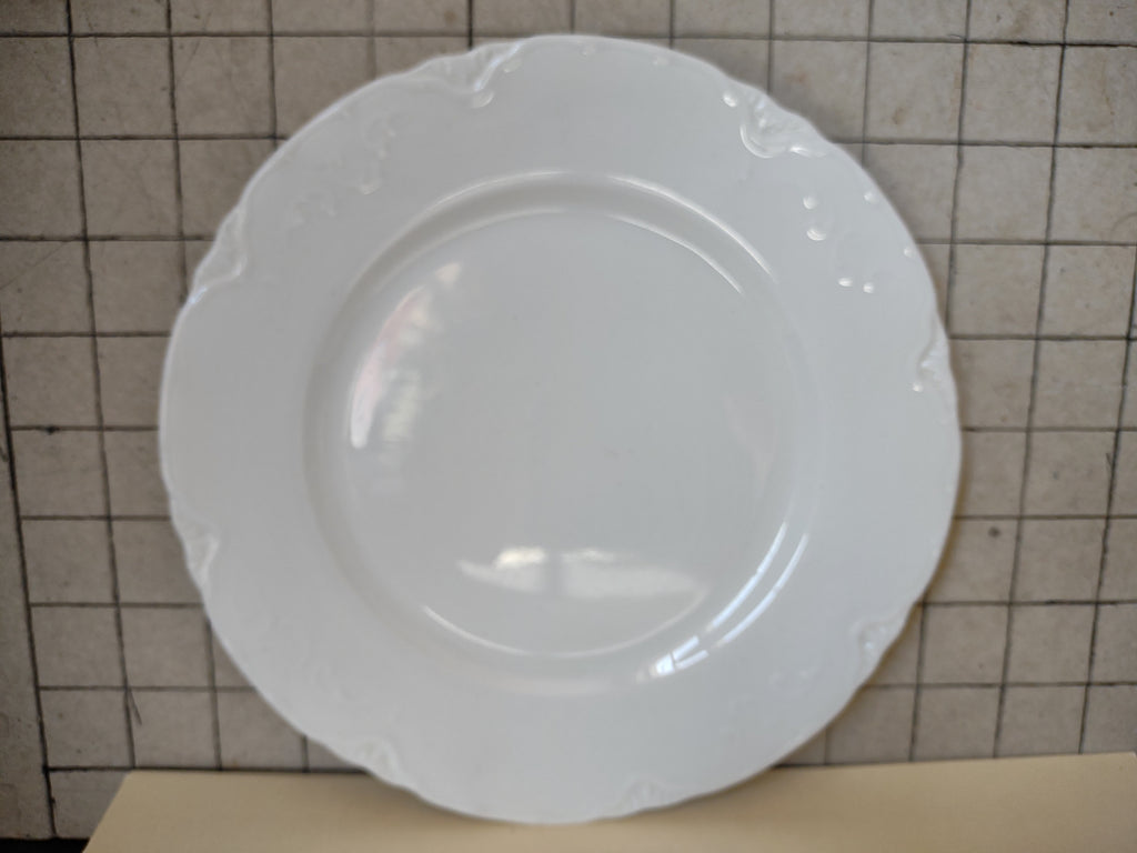 Vintage Johnson Bros Royal Semi-Porcelain White Embossed Dinner Plate [5904]