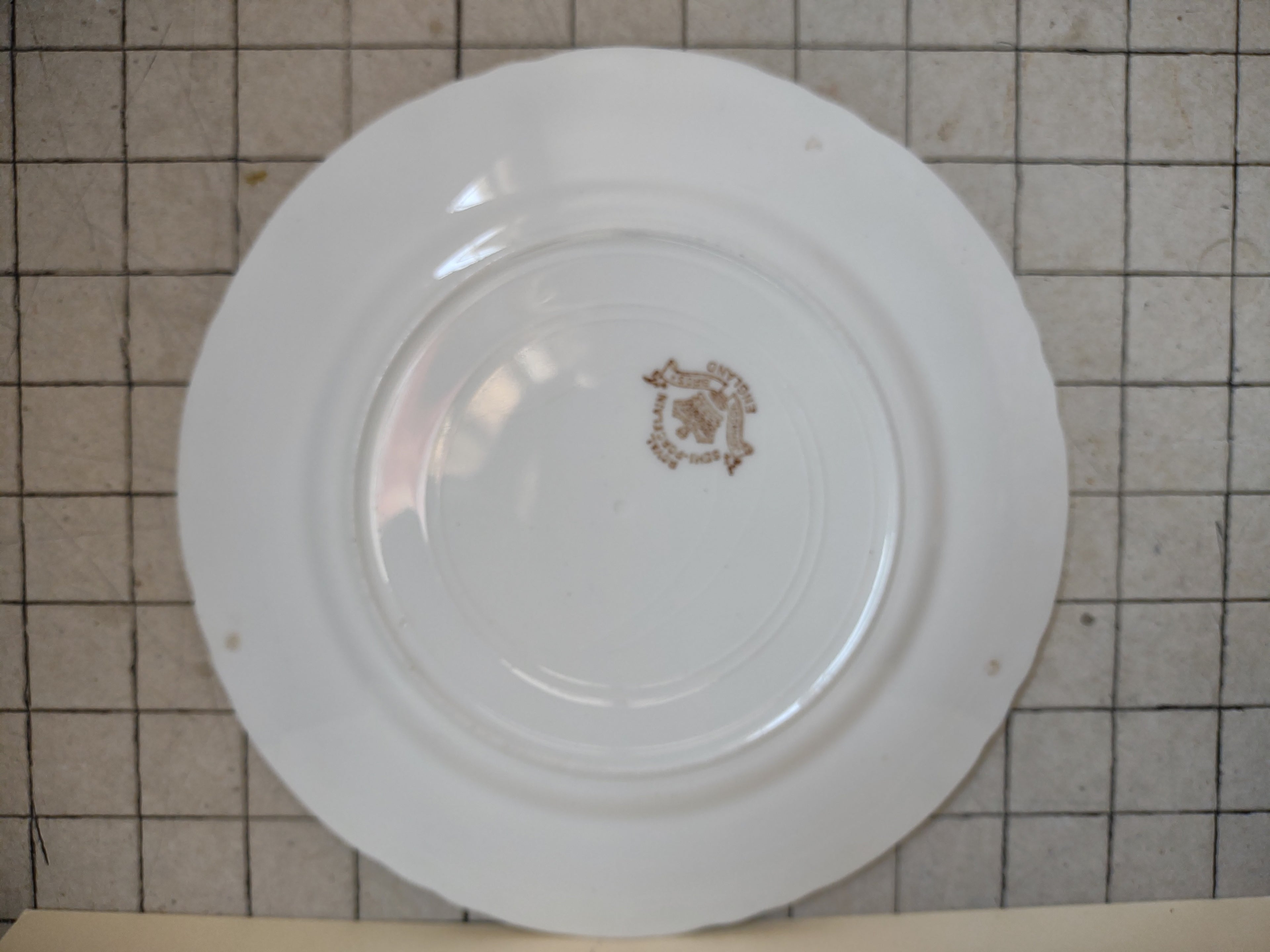 Vintage Johnson Bros Royal Semi-Porcelain White Embossed Dinner Plate [5904]