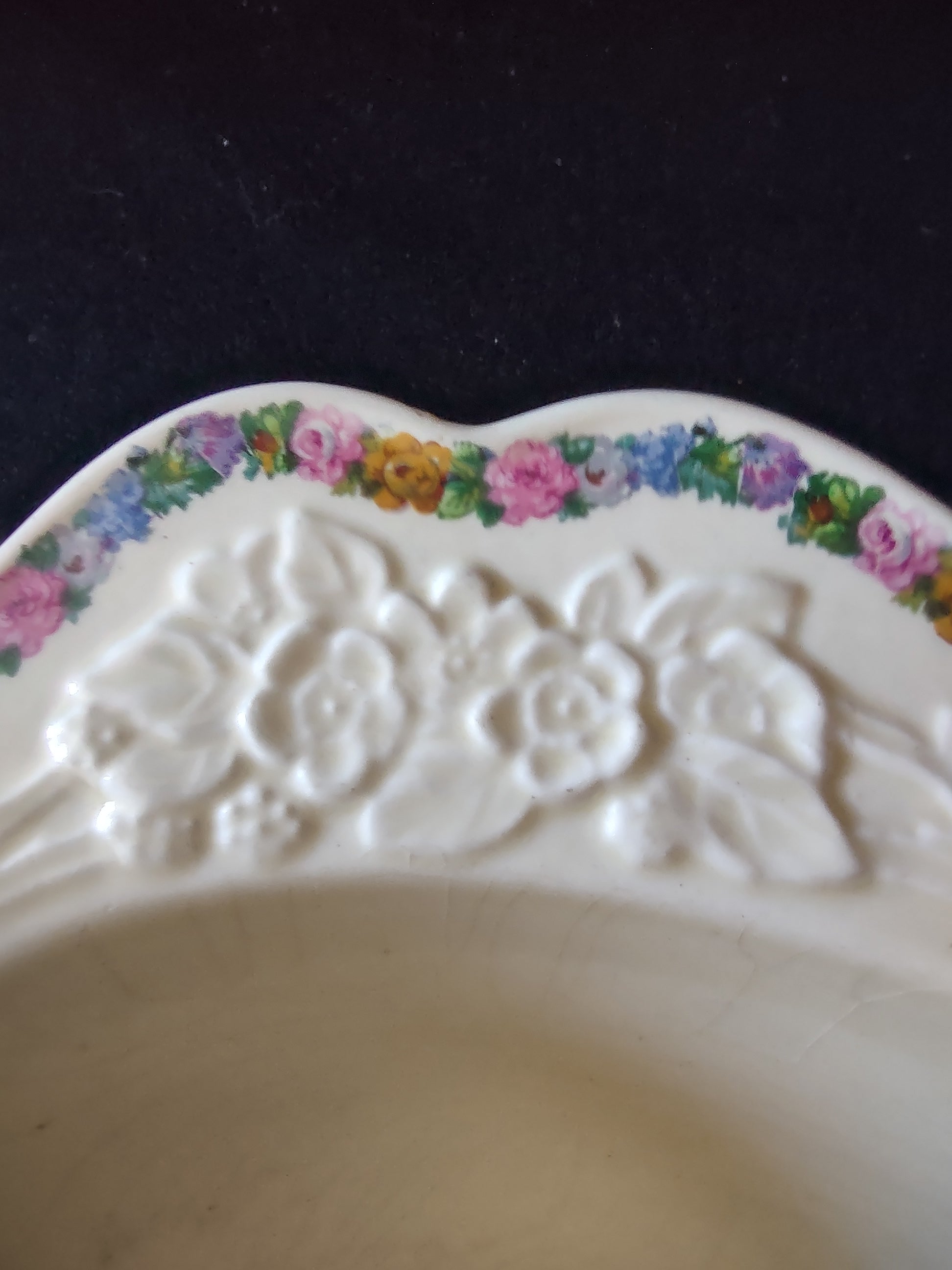 Vintage Crown Ducal Serving Bowl Ironstone England Cottagecore [5909]