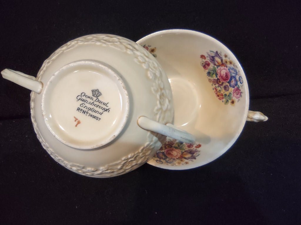 Vintage Crown Ducal Gainsborough England Embossed Floral Teacup Set of 3 [5921]