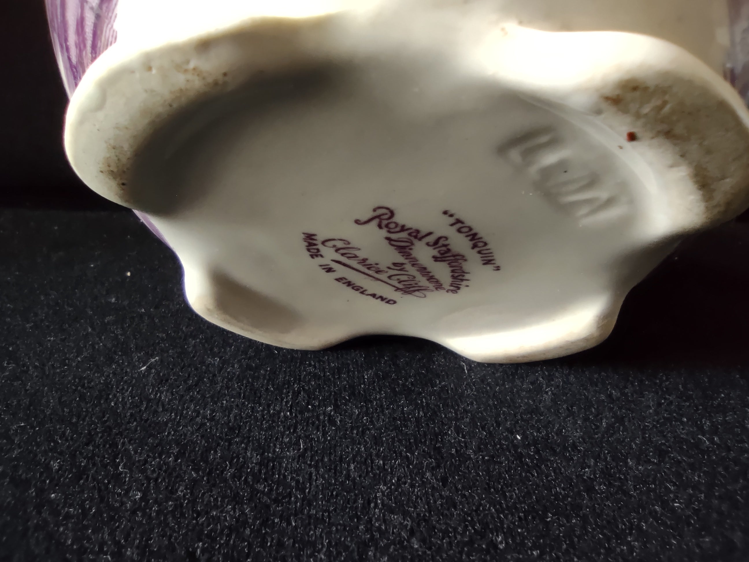 Vintage Staffordshire Tonquin Sugar Bowl Clarice Cliff REPAIRED [5925]
