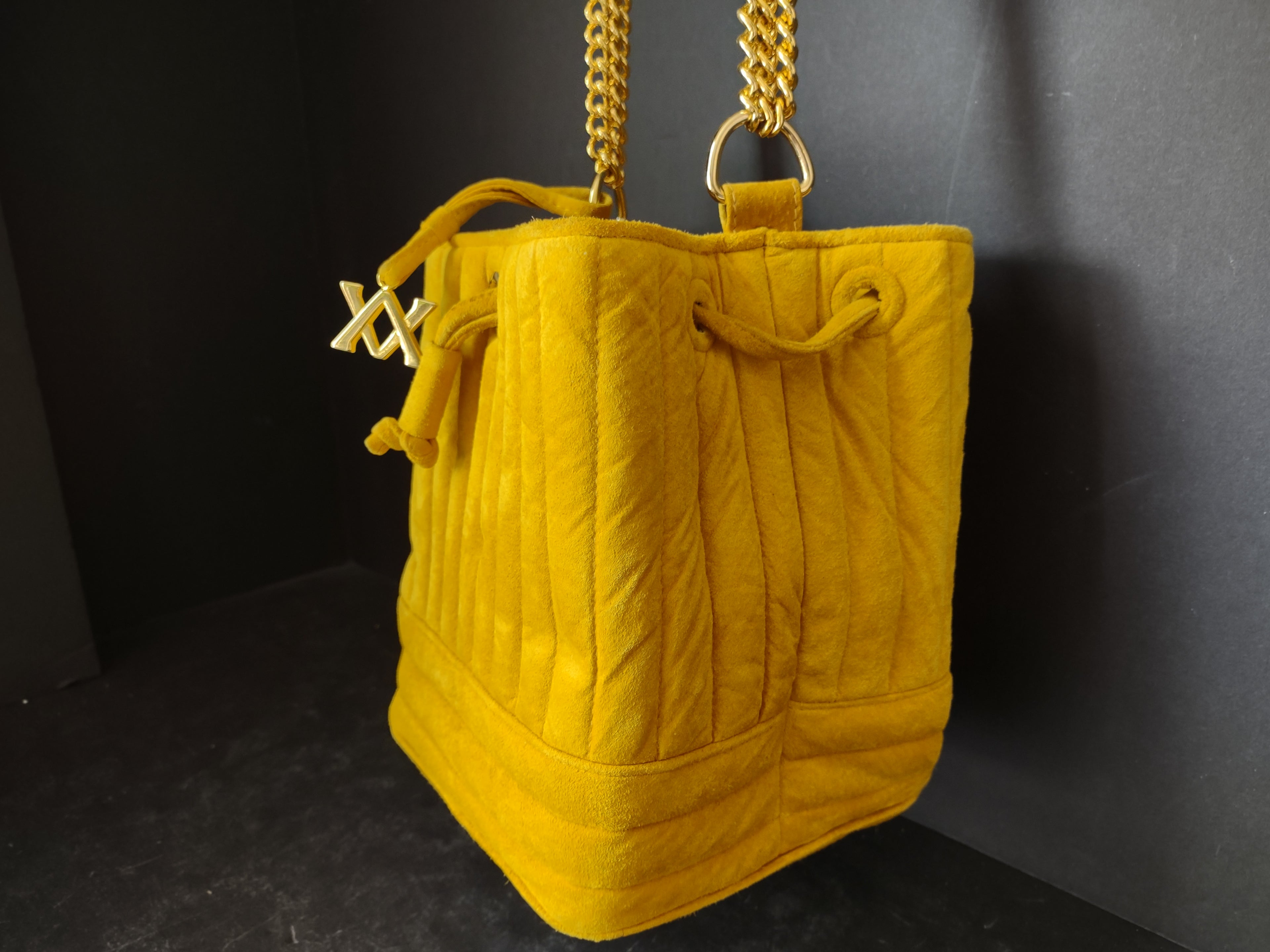 Vintage Adrienne Vittadini Yellow Mustard Suede Bucket Bag Crossbody [4402]