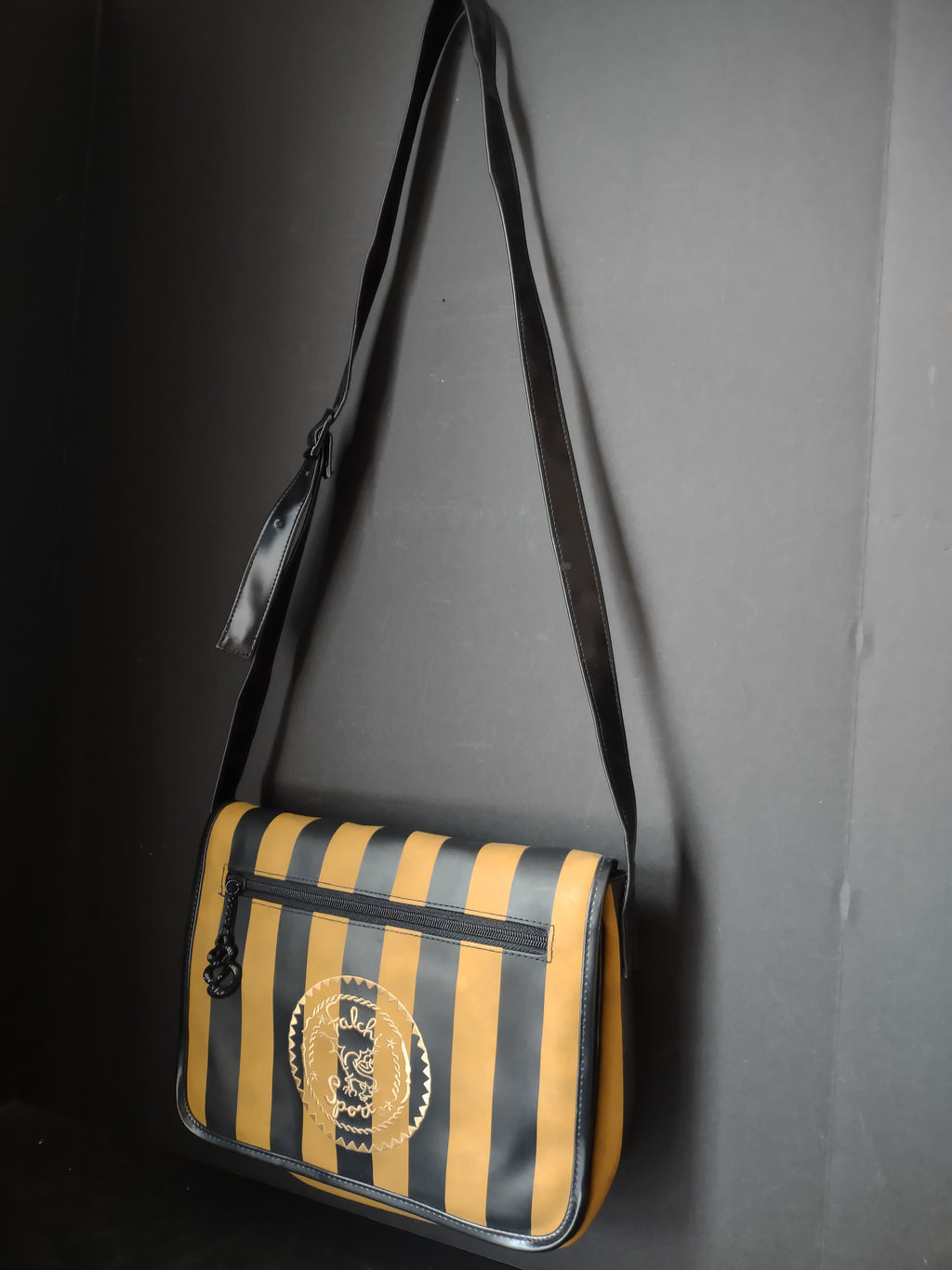 Vintage Falchi Sport Striped Crossbody Messenger Bag Black Gold [4406]