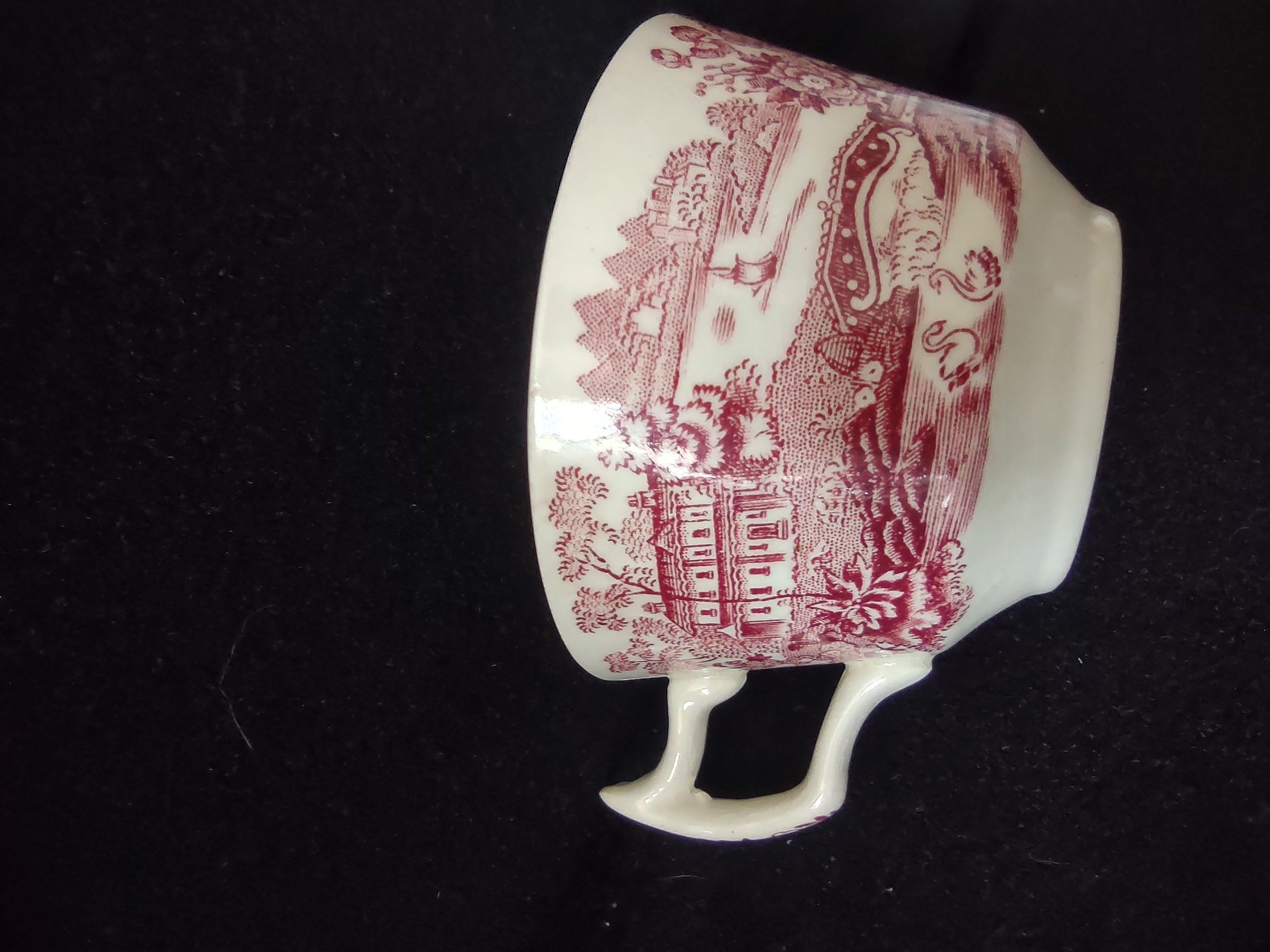 Vintage Tonquin Royal Staffordshire Red Tea Cup Saucer Ironstone England [5951]