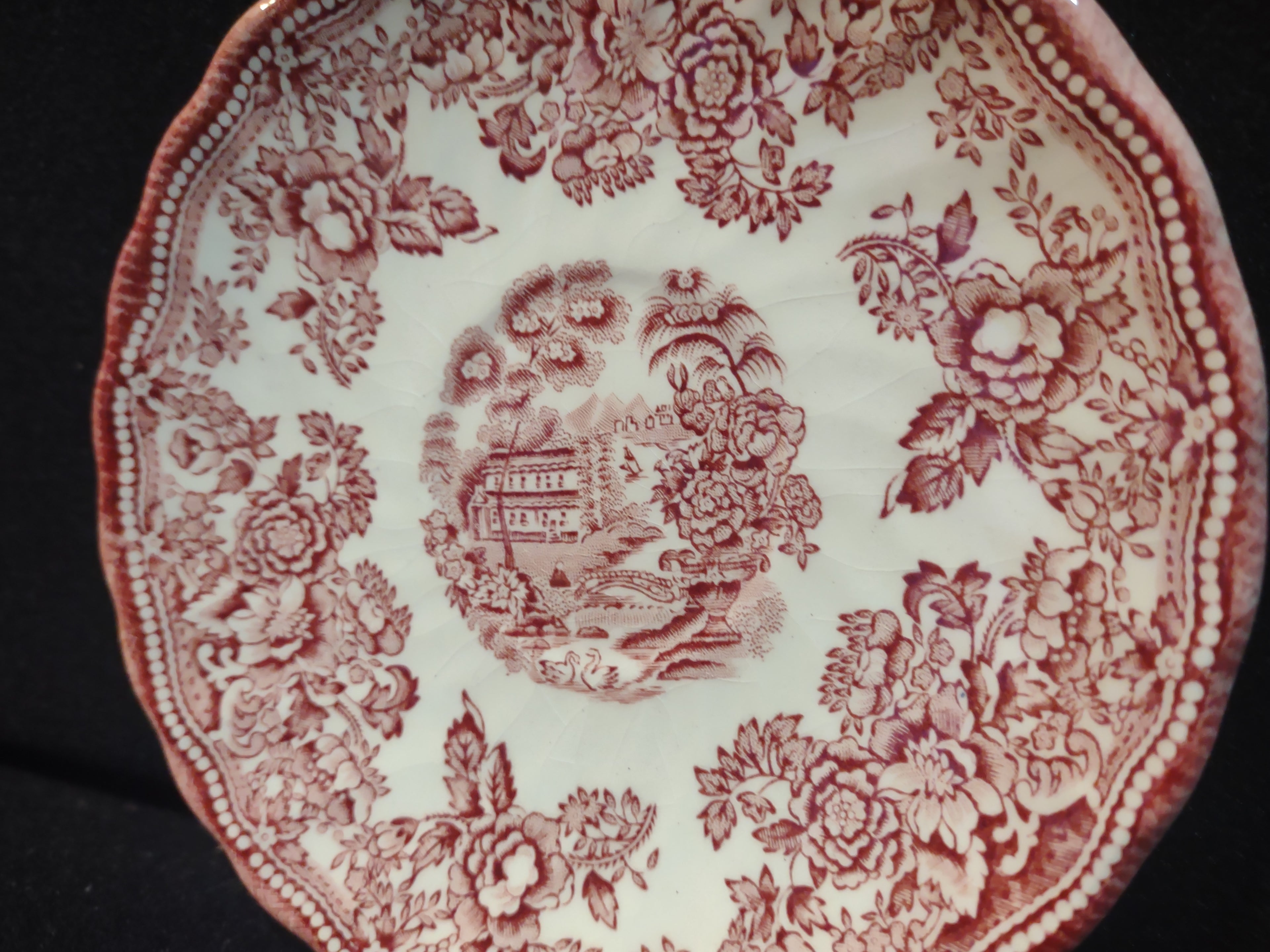 Vintage Myott Tonquin Red Transferware Saucer Staffordshire England 1932 [5958]
