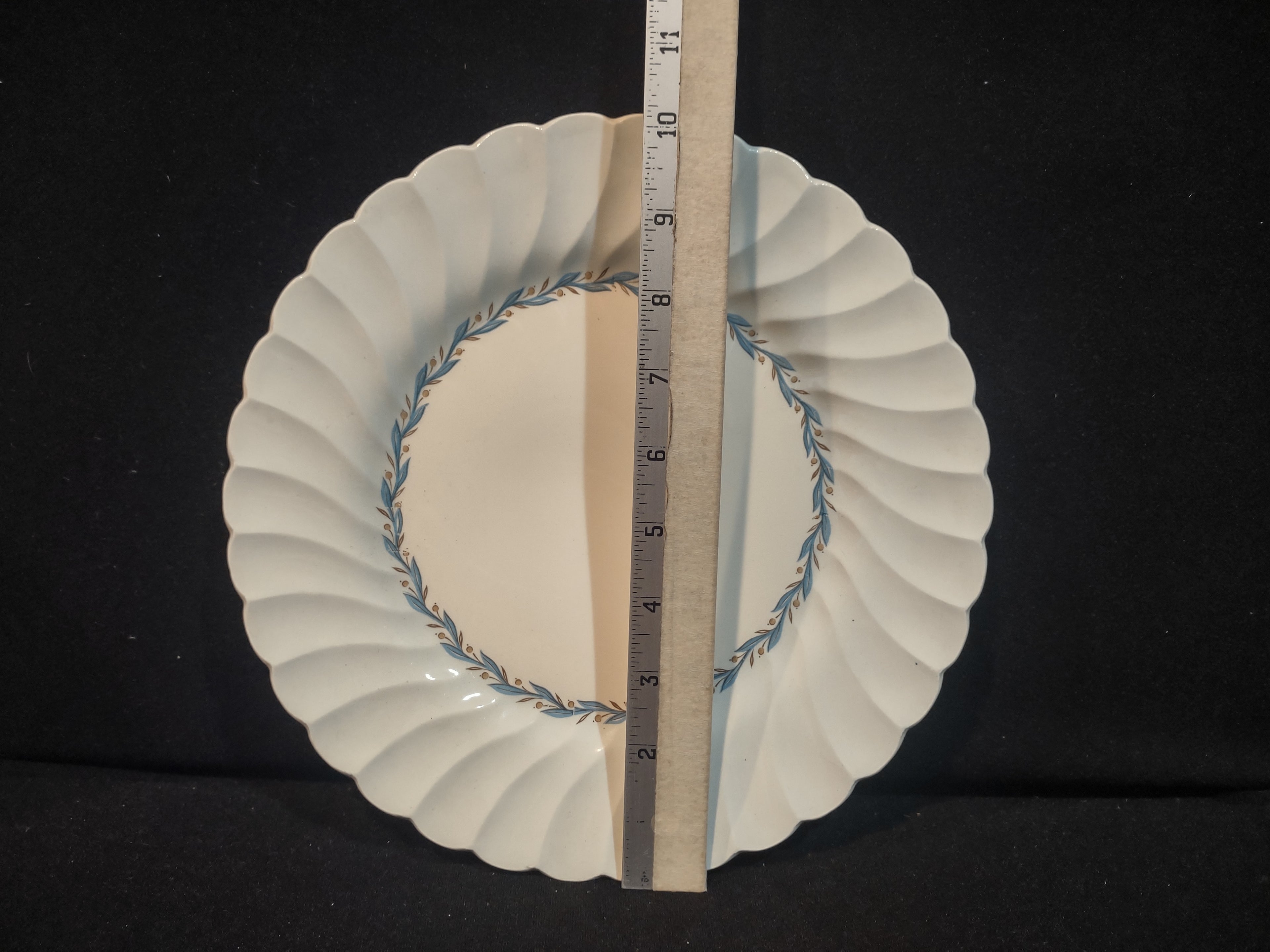 Vintage Myott Staffordshire Blue Laurel Swirl Dinner Plate England [5959]