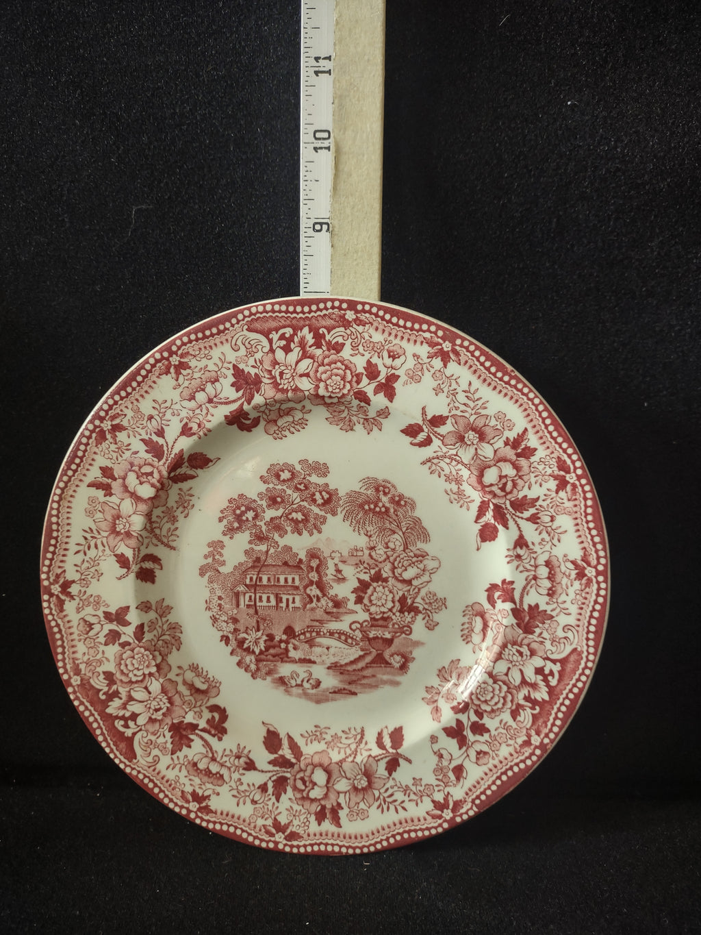 Vintage Royal Staffordshire Tonquin Red Luncheon Plate Ironstone England [5964]