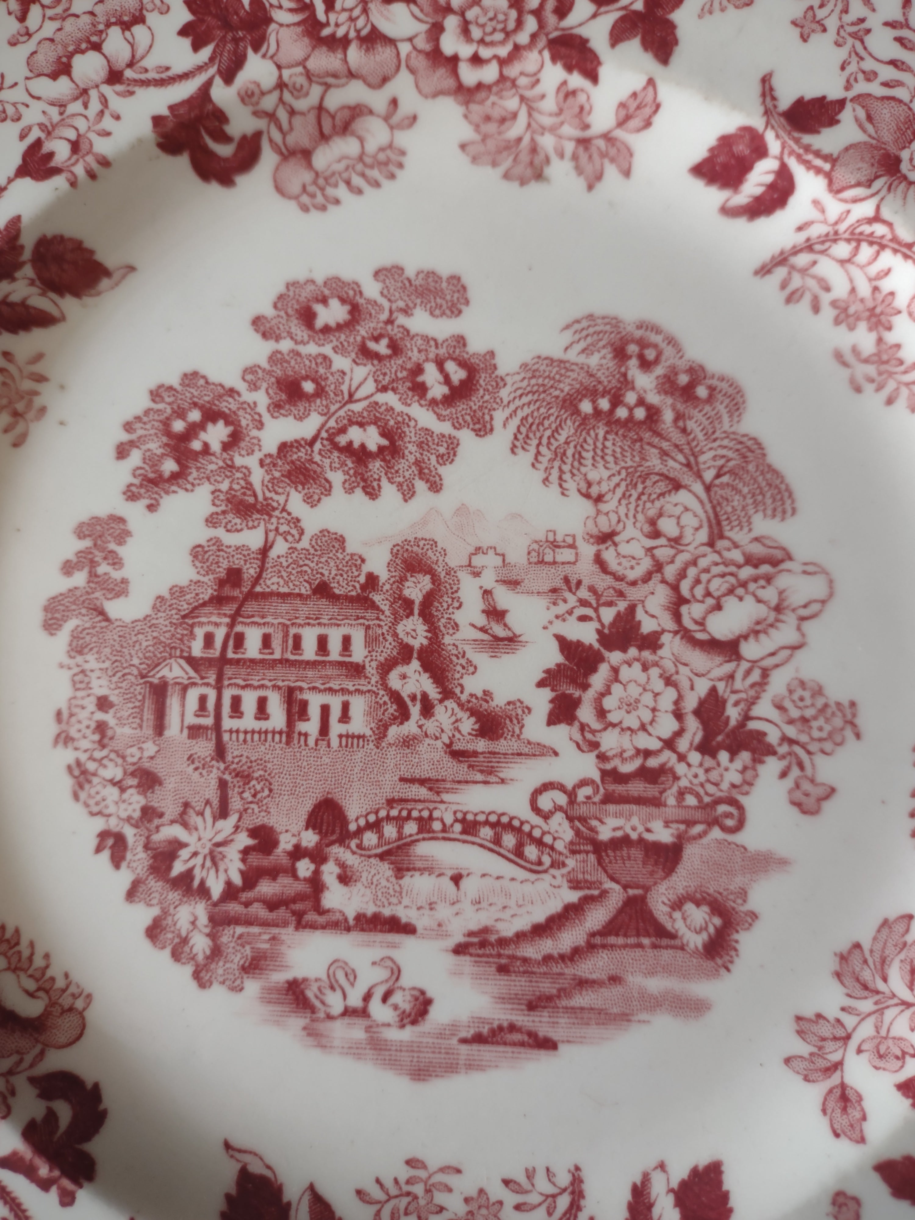 Vintage Royal Staffordshire Tonquin Red Luncheon Plate Ironstone England [5964]