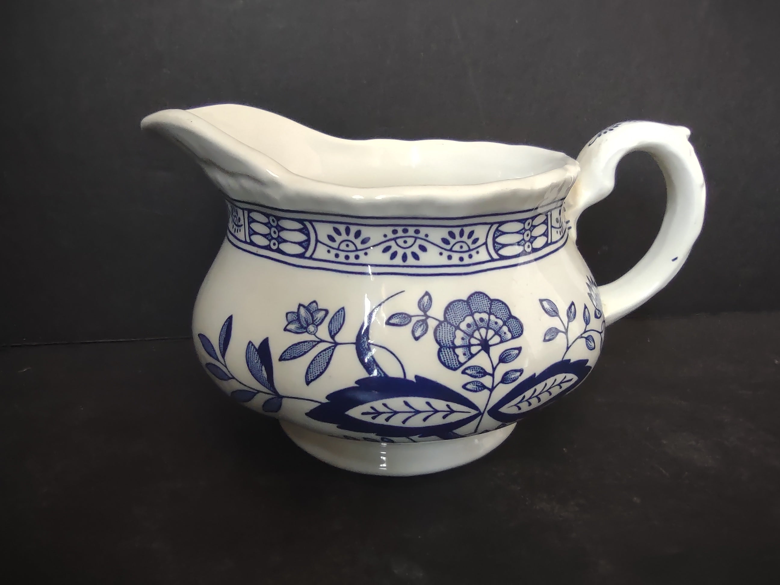 Vintage Enoch Wedgwood Blue Heritage Creamer Jug Cobalt Floral England [5985]