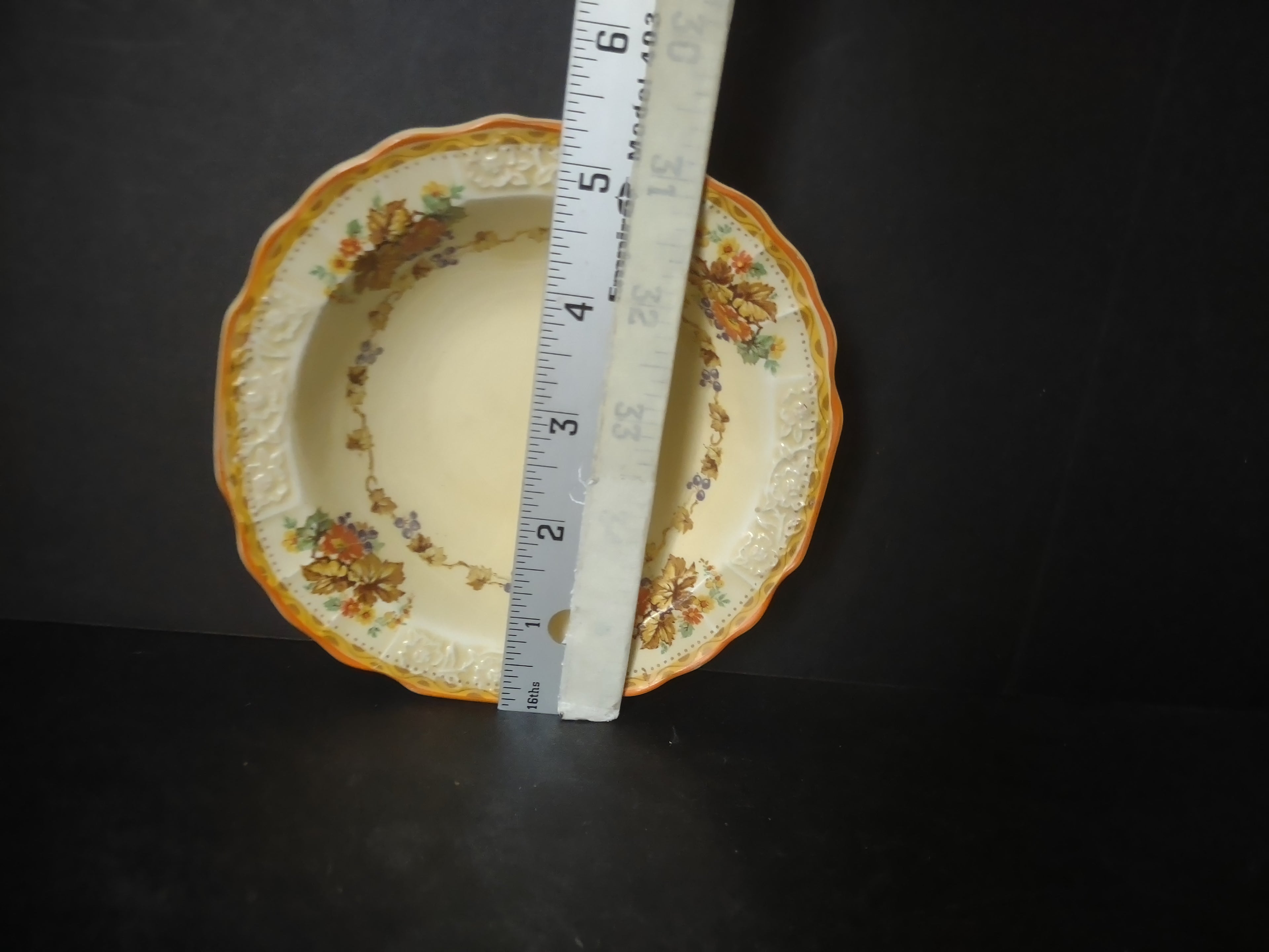 Vintage Myott Staffordshire Autumn Harvest Berry Bowl Scalloped England [5999]