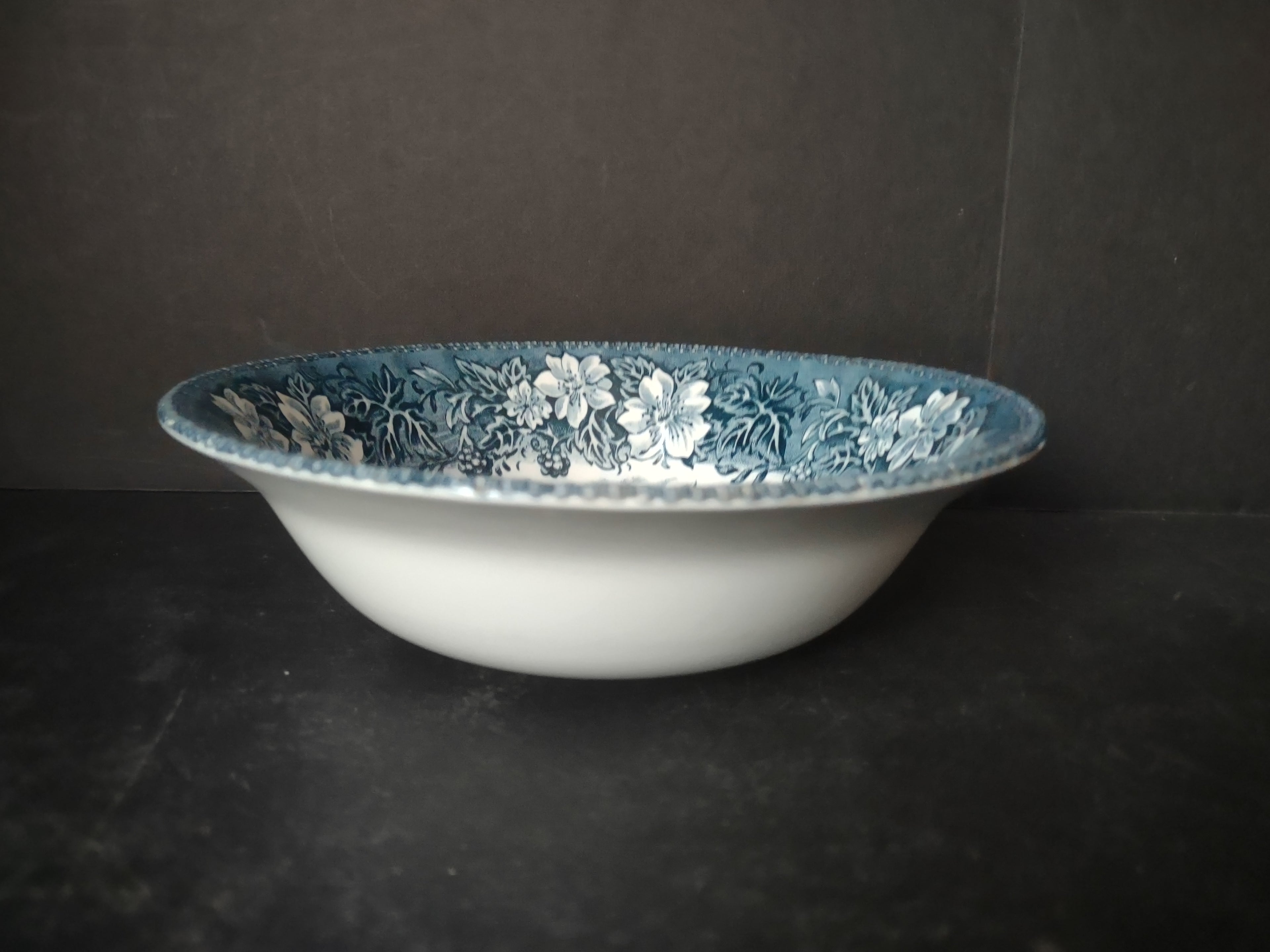Vintage Royal Tudor Ware Coaching Taverns Blue Transferware Bowl 6" [5990]