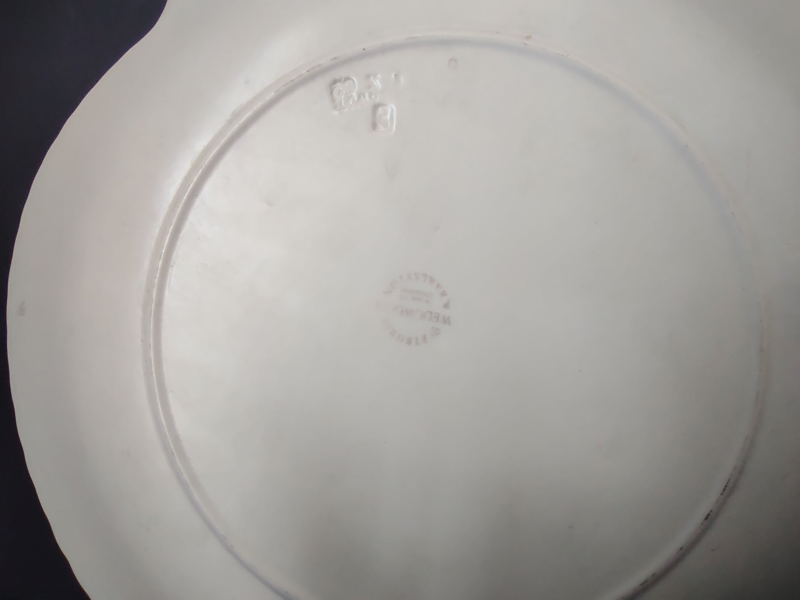 Vintage Wedgwood White Ceramic Scallop Shell Plate Dish 9 In [6037]