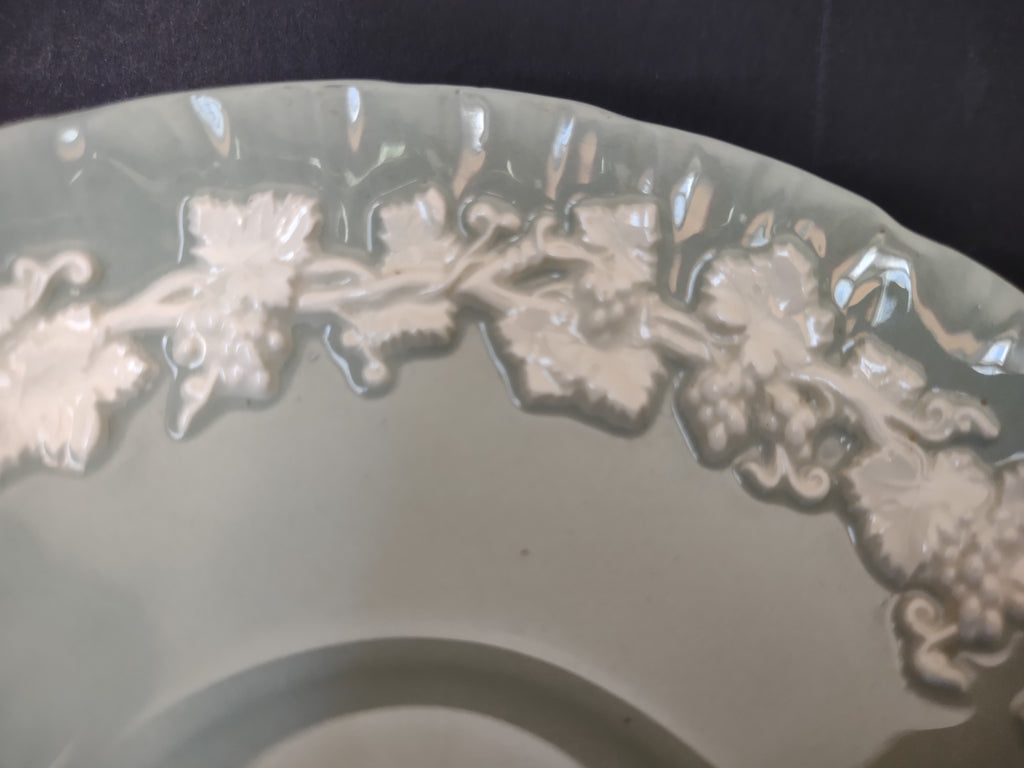 Vintage Wedgwood Embossed Queens Ware Grapevine Saucer Sage 6" [6033]