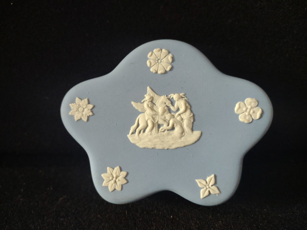Vintage Wedgwood Blue Jasperware Star Trinket Box Classical Figures Cherubs [6027]