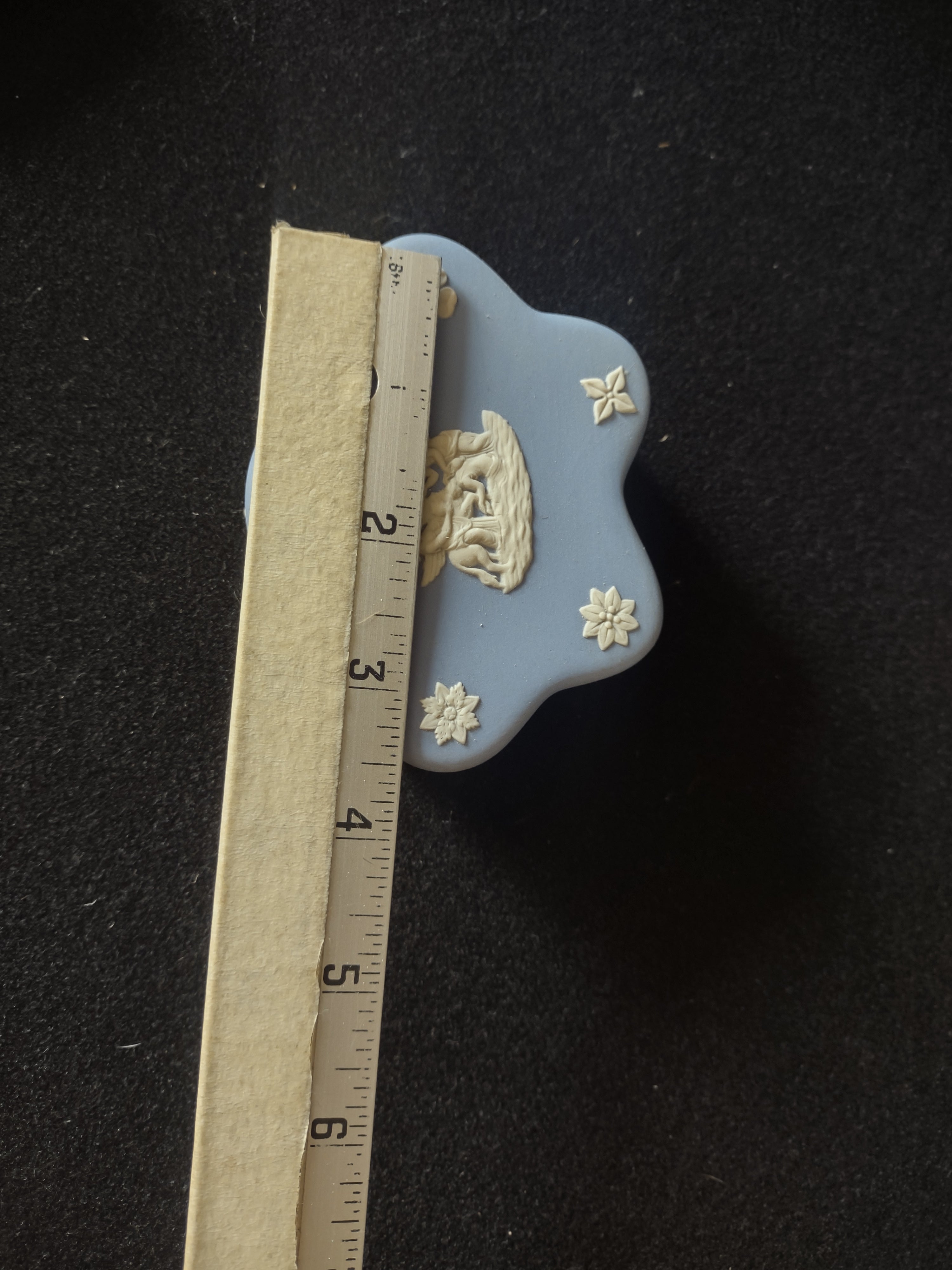 Vintage Wedgwood Blue Jasperware Star Trinket Box Classical Figures Cherubs [6027]
