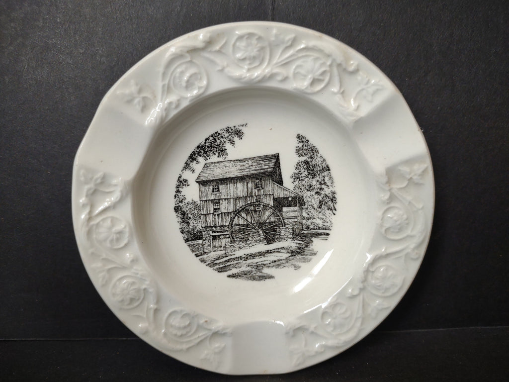 Vintage Wedgwood Old Sturbridge Village Grist Mill Collector Plate [6084]